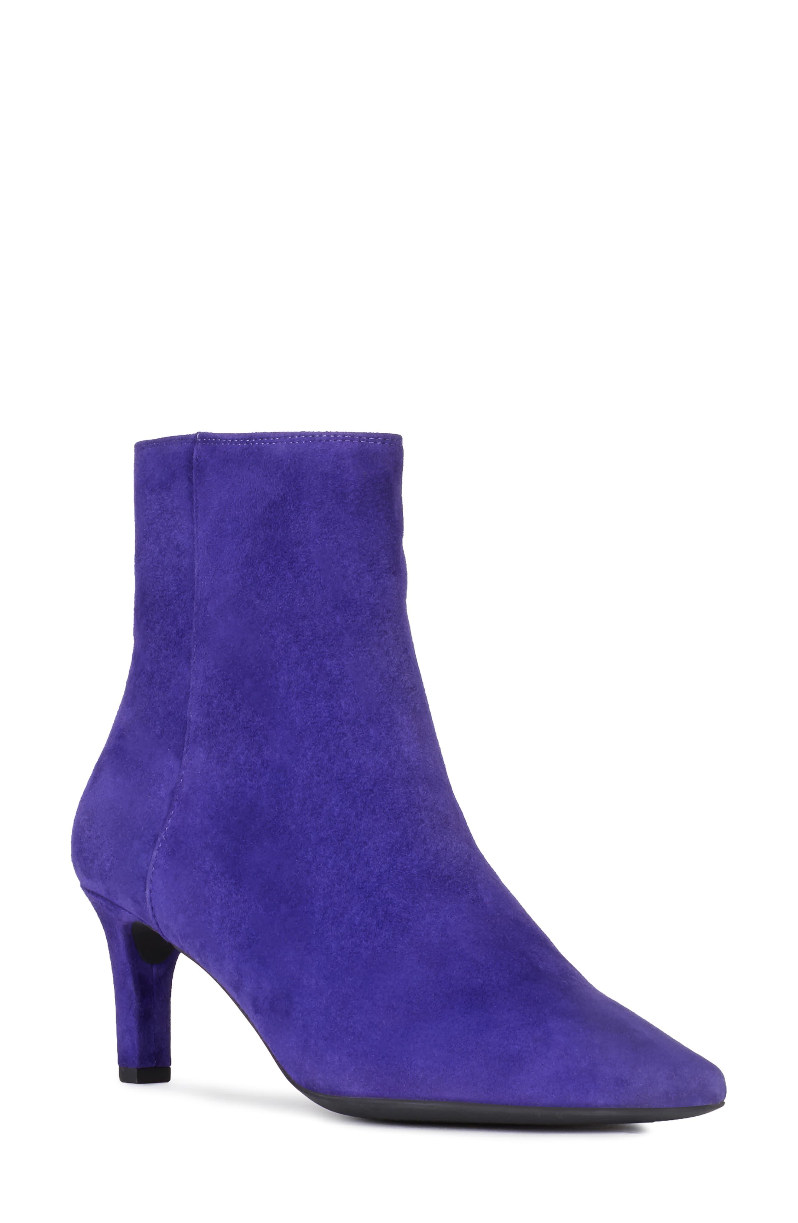 cabrillo cylinder heeled booties