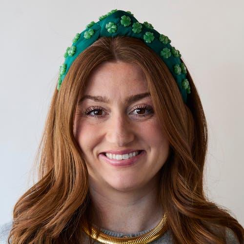 Lele Sadoughi Knotted Lucky Clover Headband in Green | Lyst display picture 1