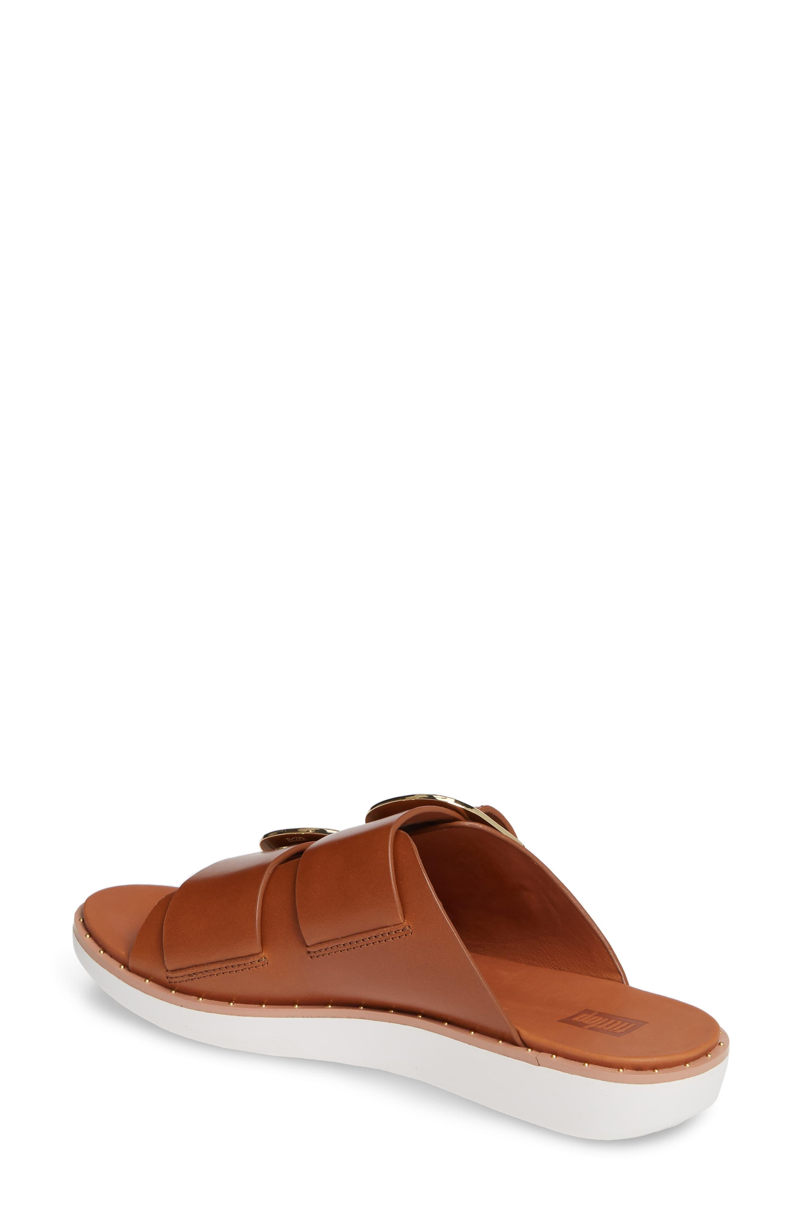 fitflop buckle up