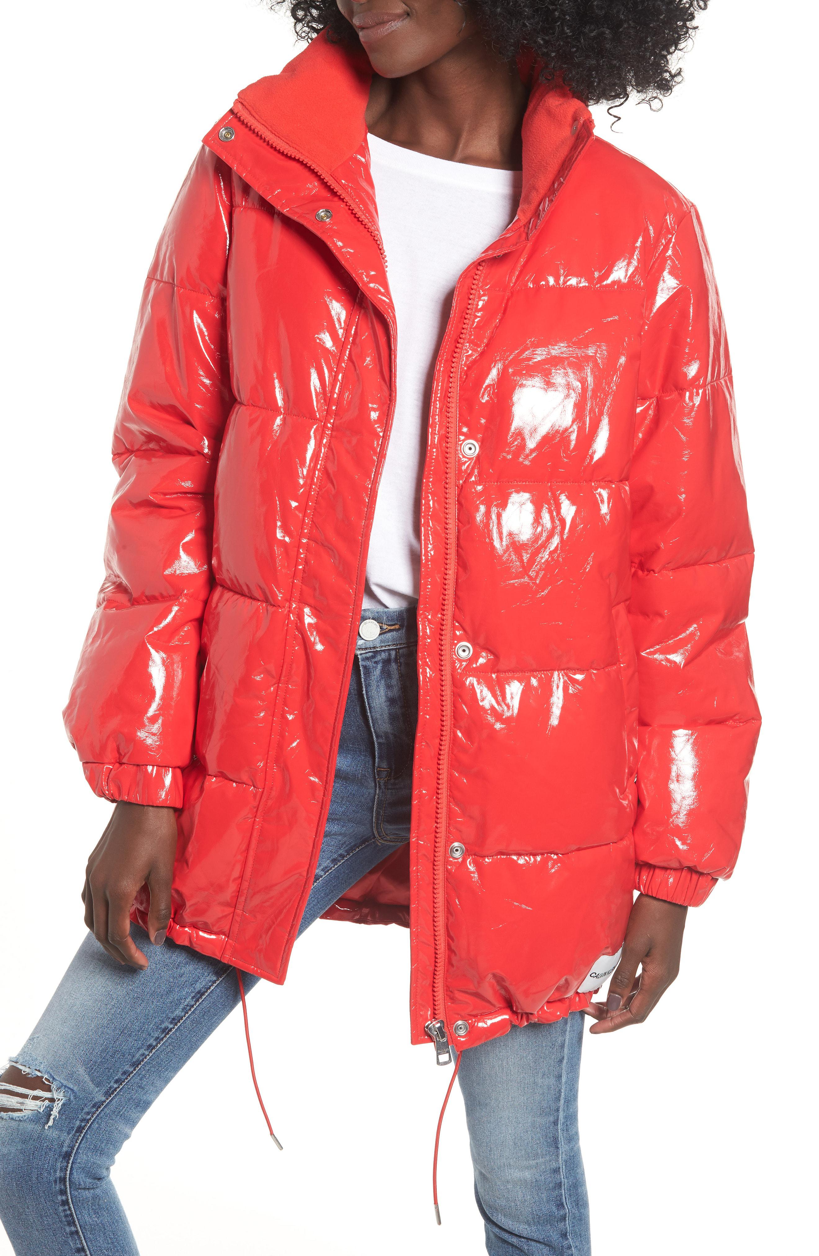 calvin klein jeans mw down shiny short puffer