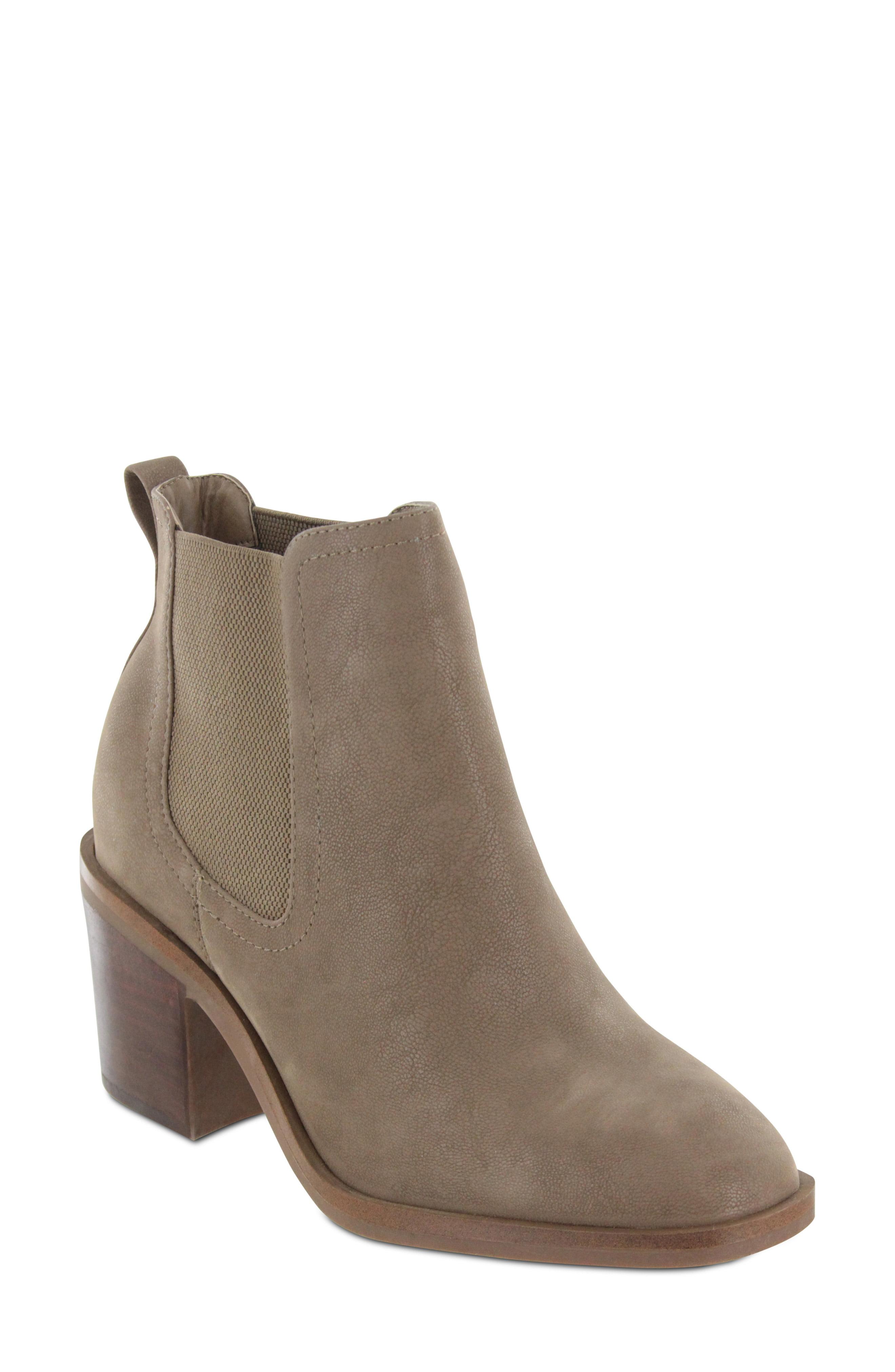 mia pull on bootie