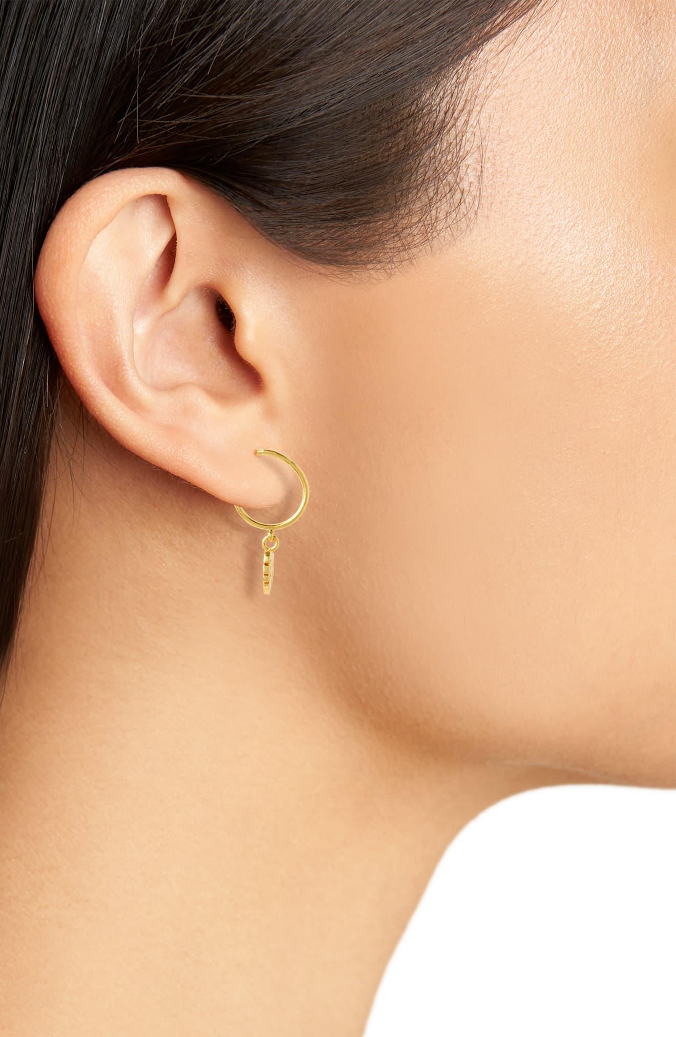 Madewell Palmleaf Charm Mini Hoop Earrings in Vintage Gold (Metallic
