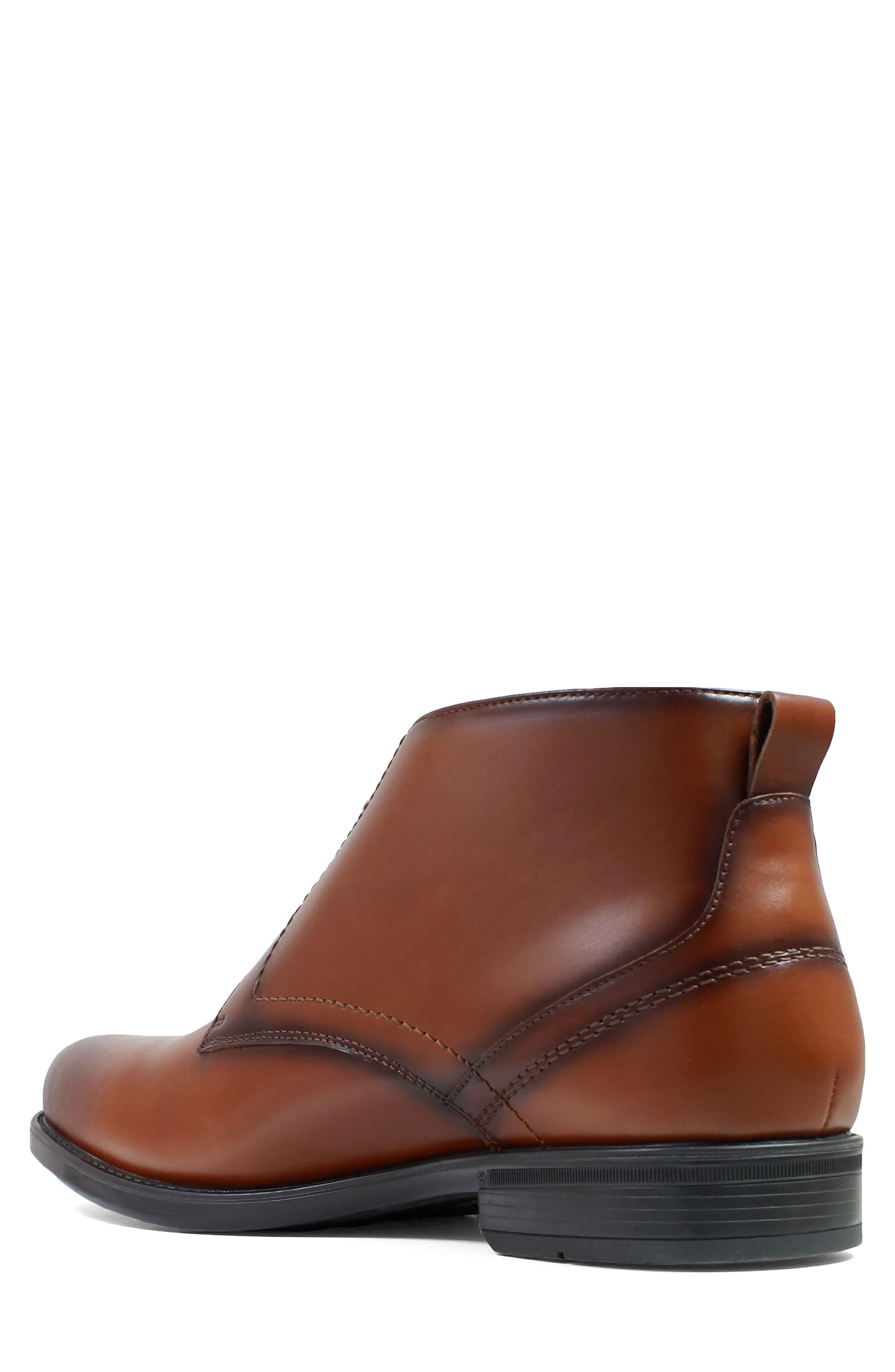 florsheim uptown chukka boot