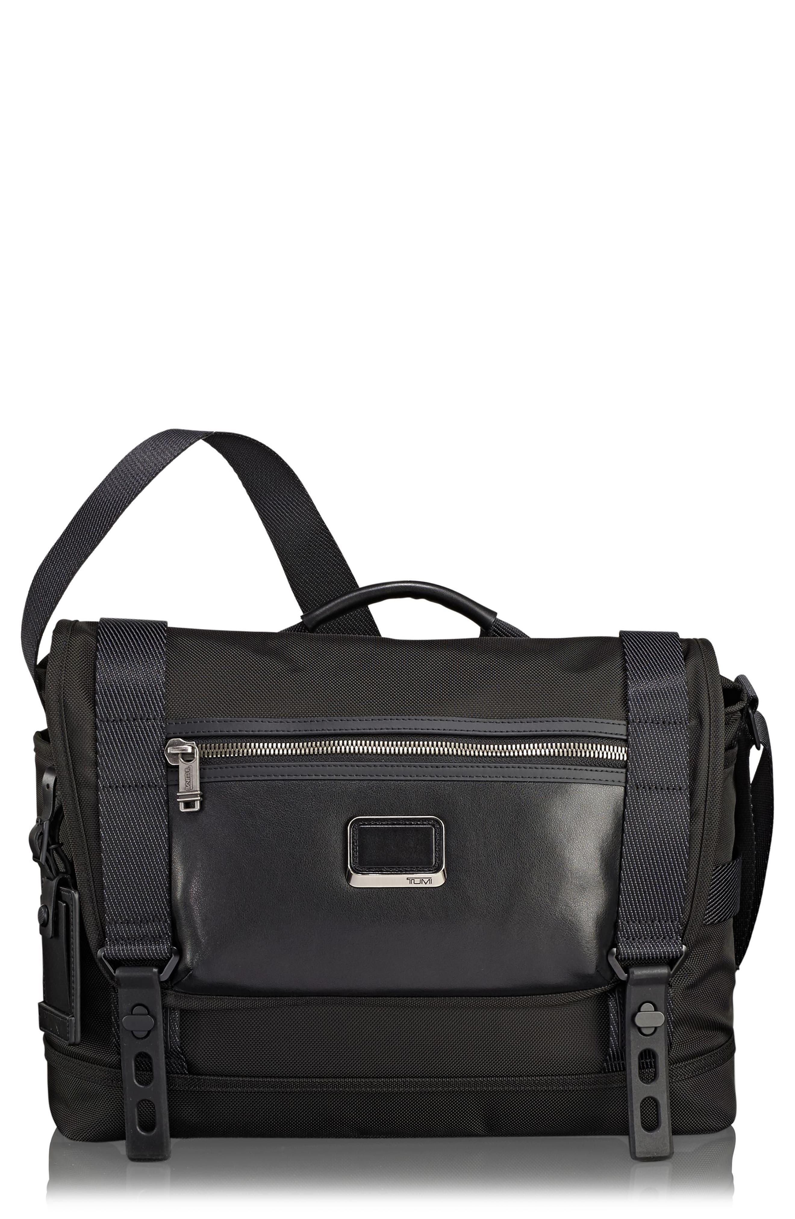 tumi fallon messenger