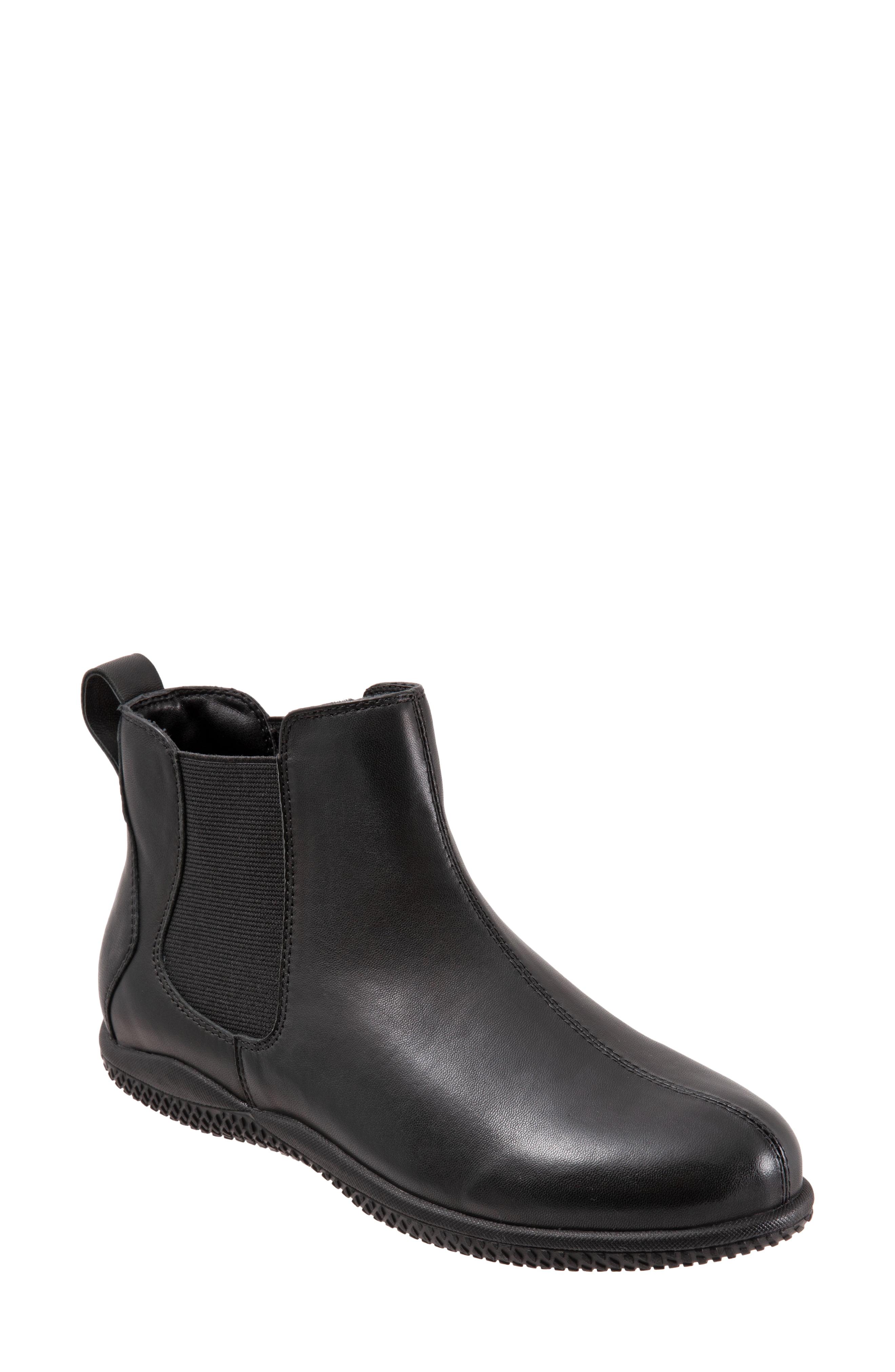 Softwalk Softwalk Highland Chelsea Boot in Black Leather (Black) - Lyst
