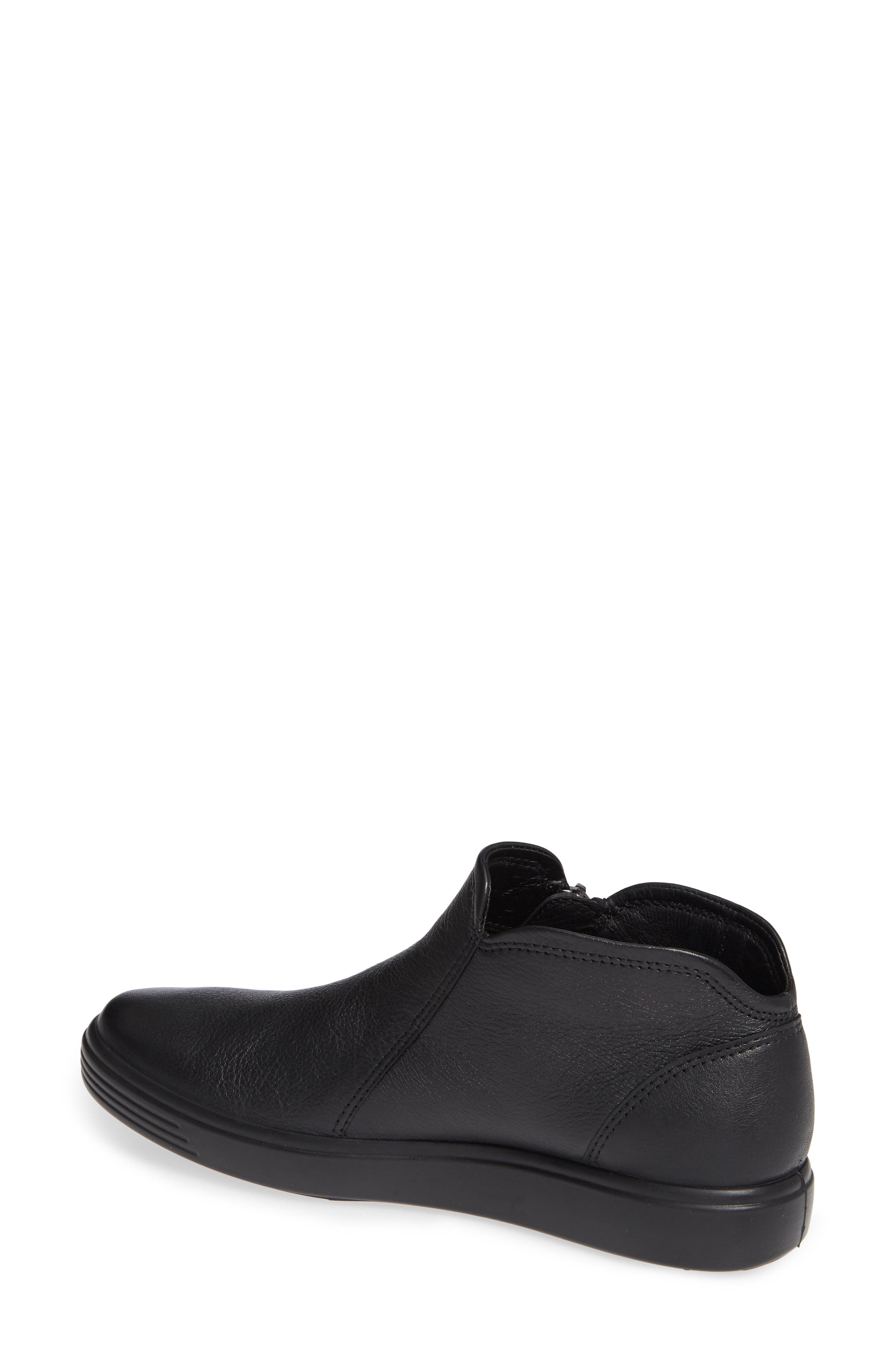 soft 7 mid top sneaker