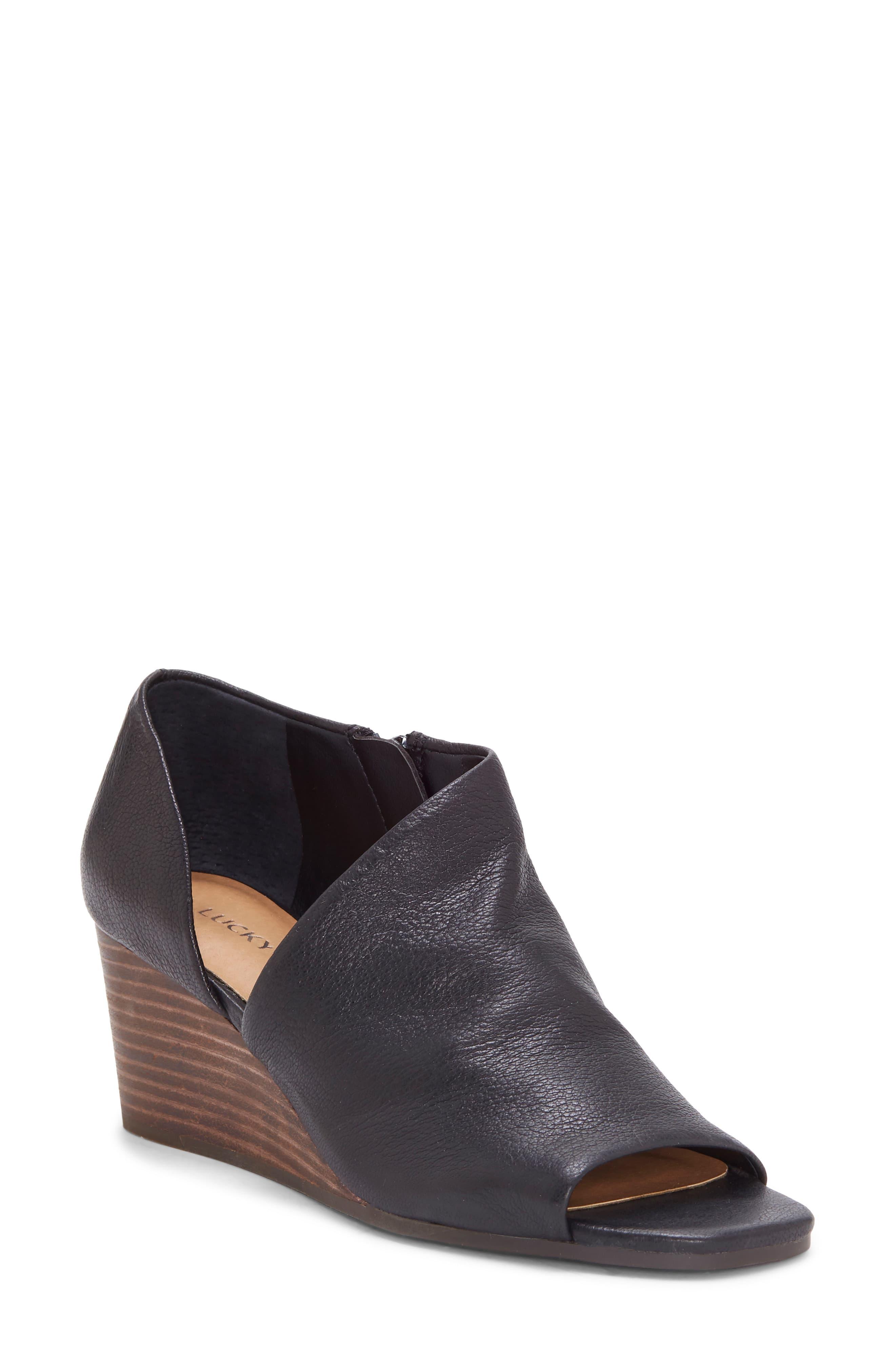 lucky brand yesterr wedge bootie