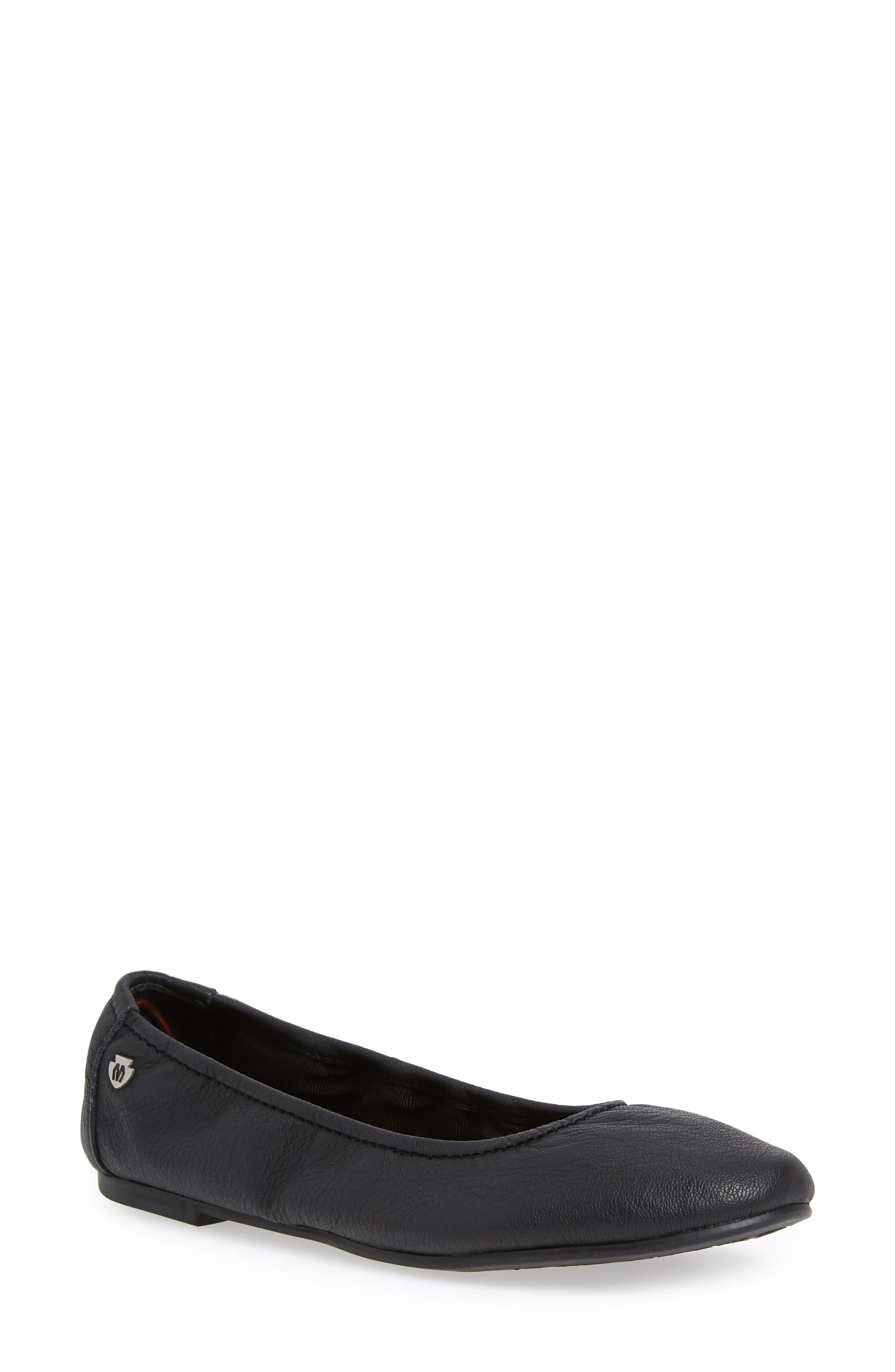 minnetonka ballet flat