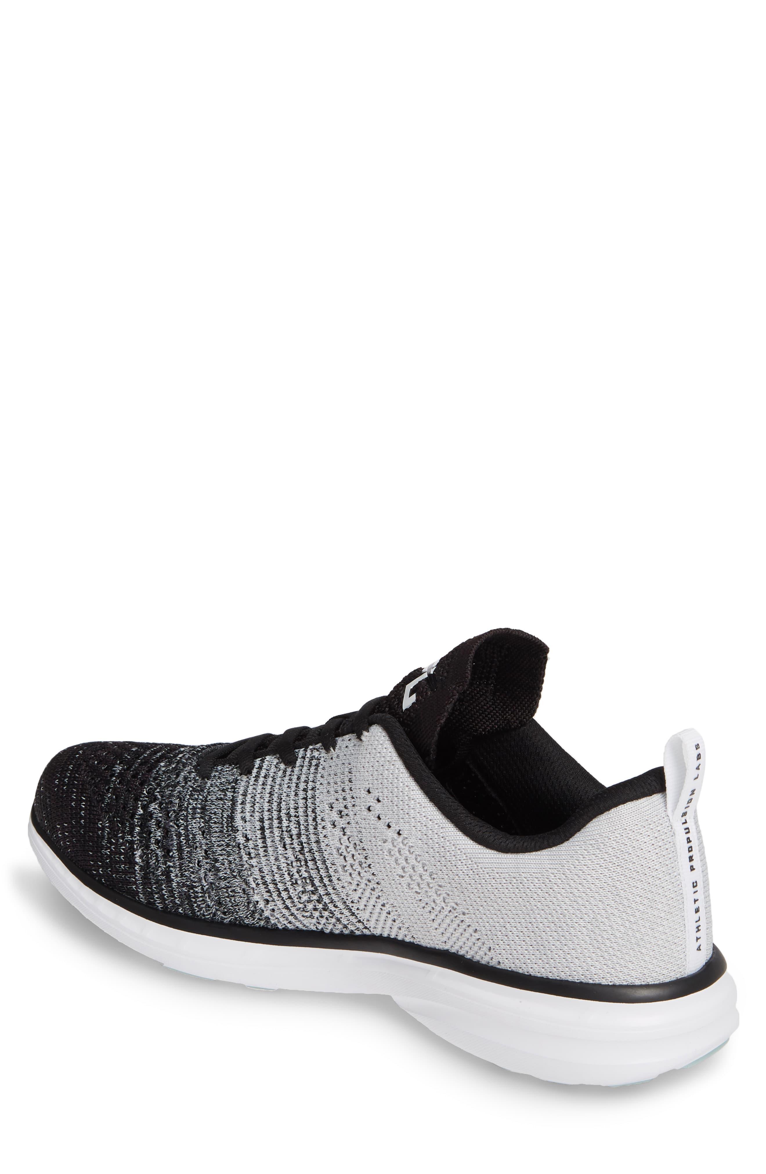 techloom pro knit running shoe