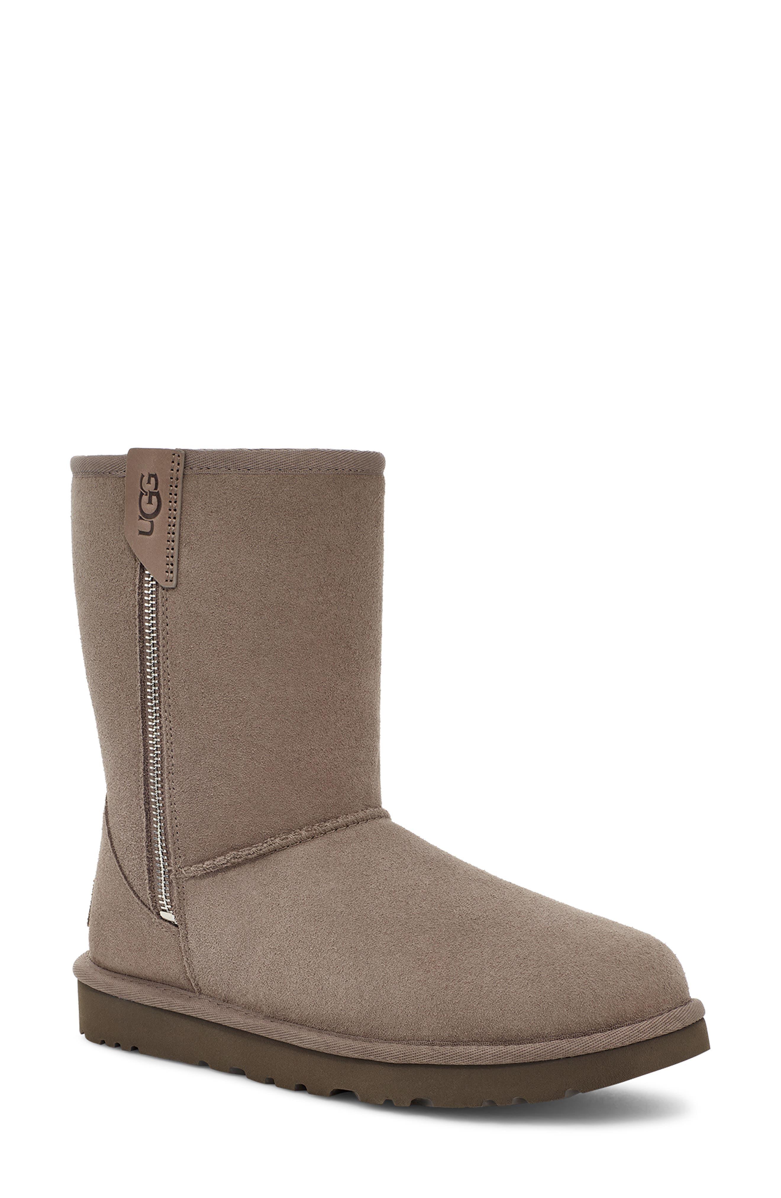 bailey fashion buckle ugg