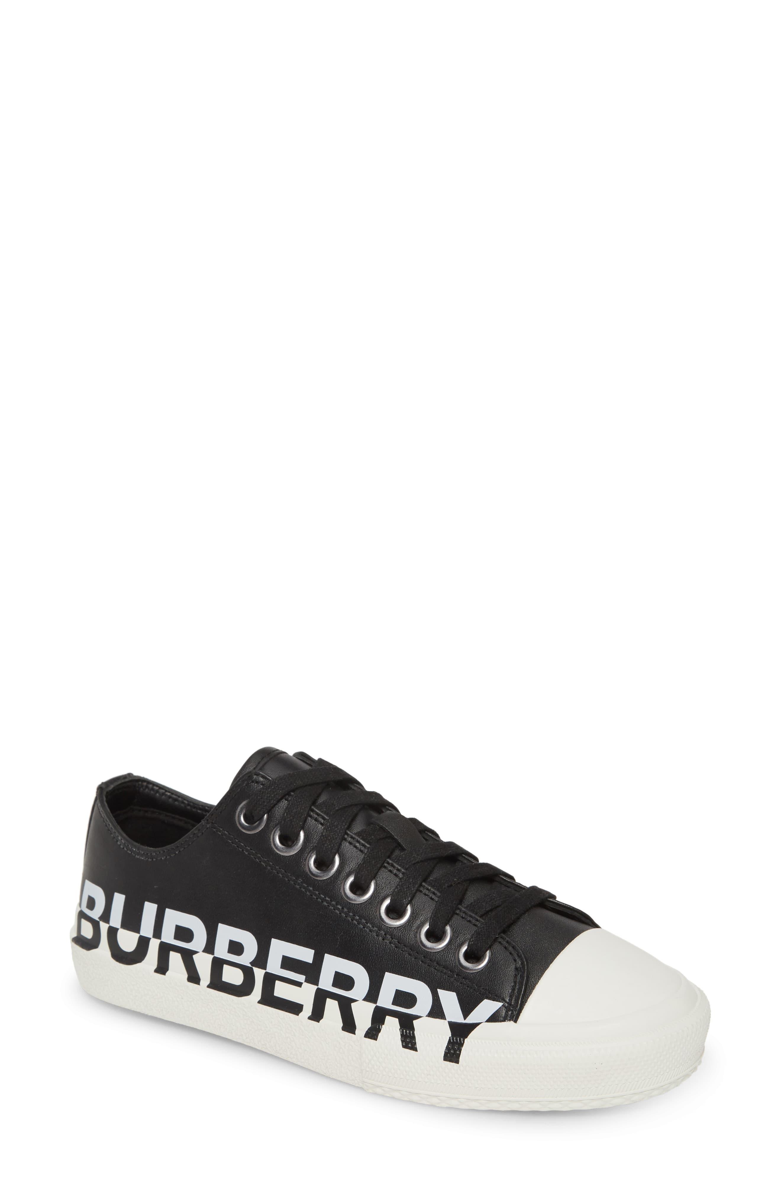 Burberry Larkhall Low-top Sneakers In Black Calf Leather - Save 66% - Lyst