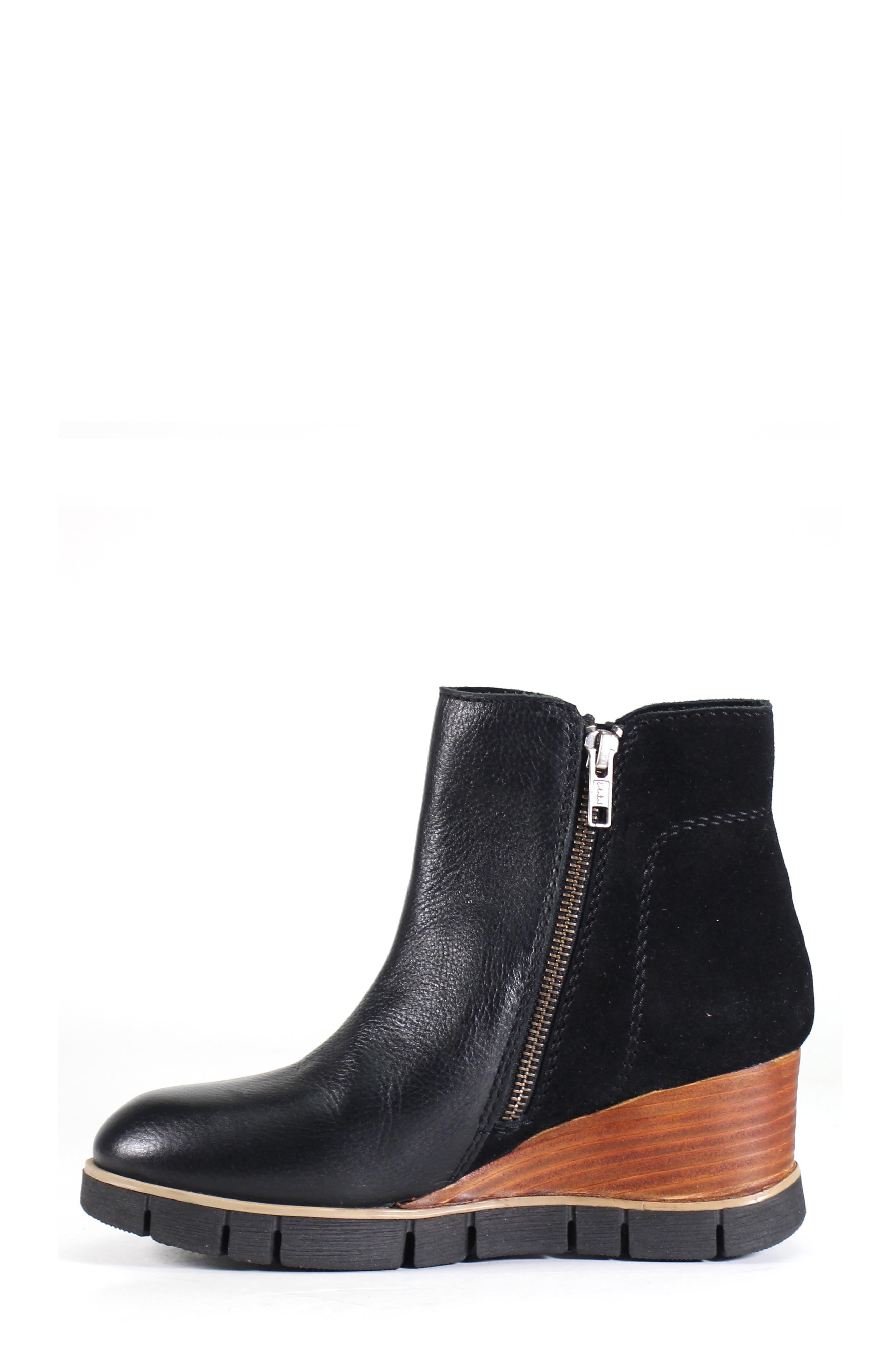 Diba True Bon Grace Wedge Bootie in Black | Lyst