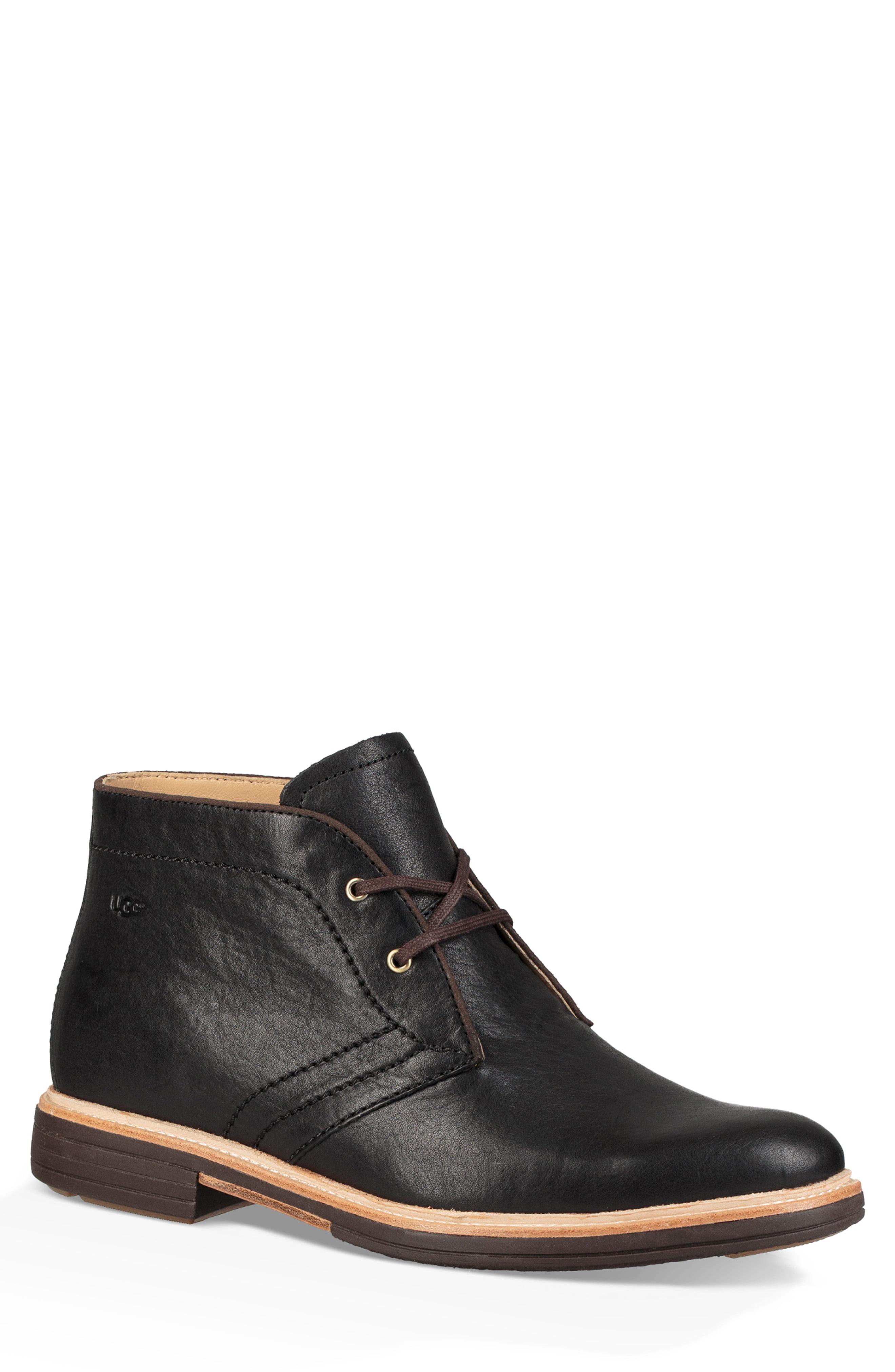 UGG Leather UGG Dagmann Chukka Boot in Black Leather/Suede (Black) for