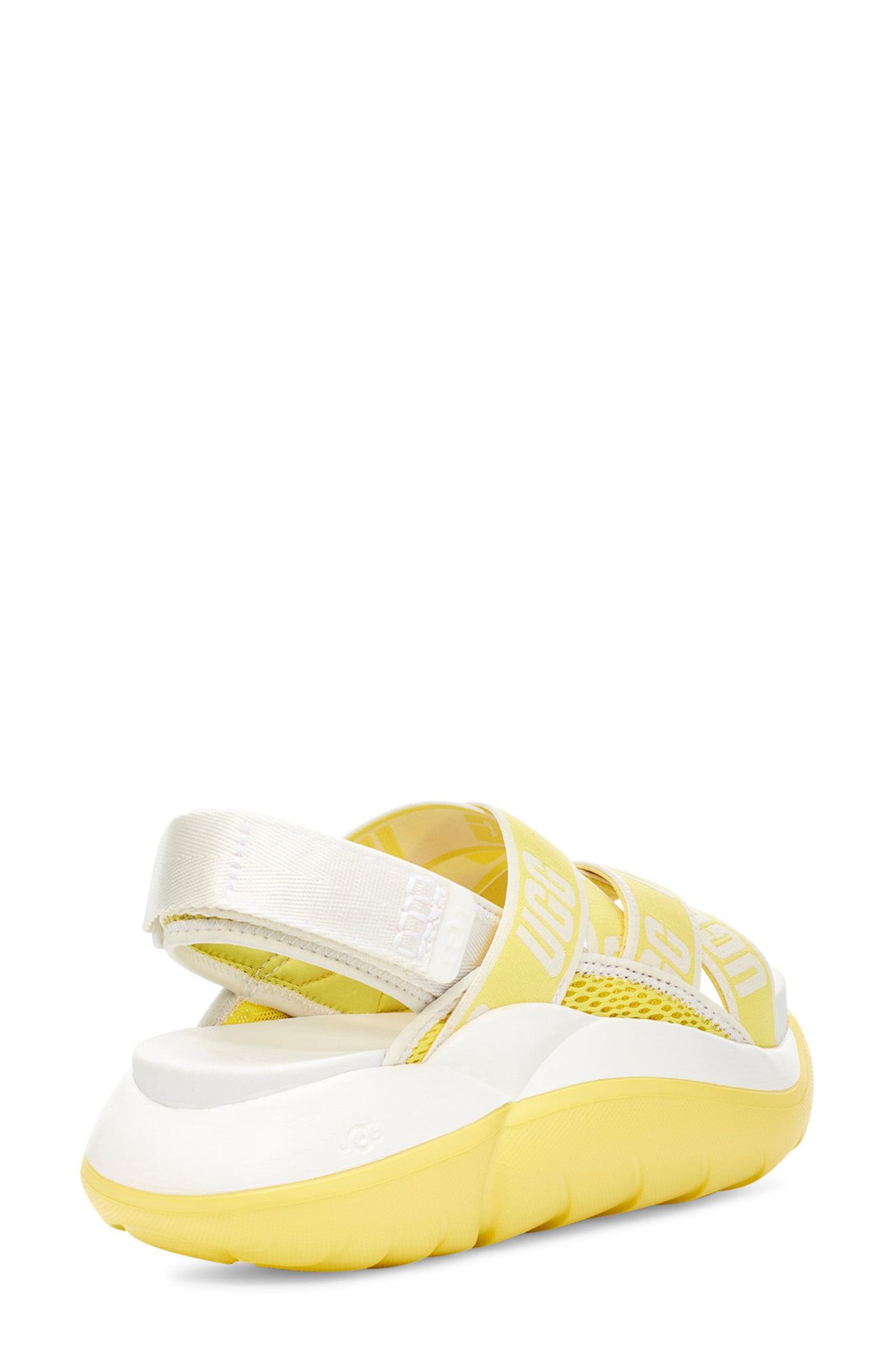 walking on a cloud sandals on Ugg Ugg La Cloud Platform Sandal In White Lyst