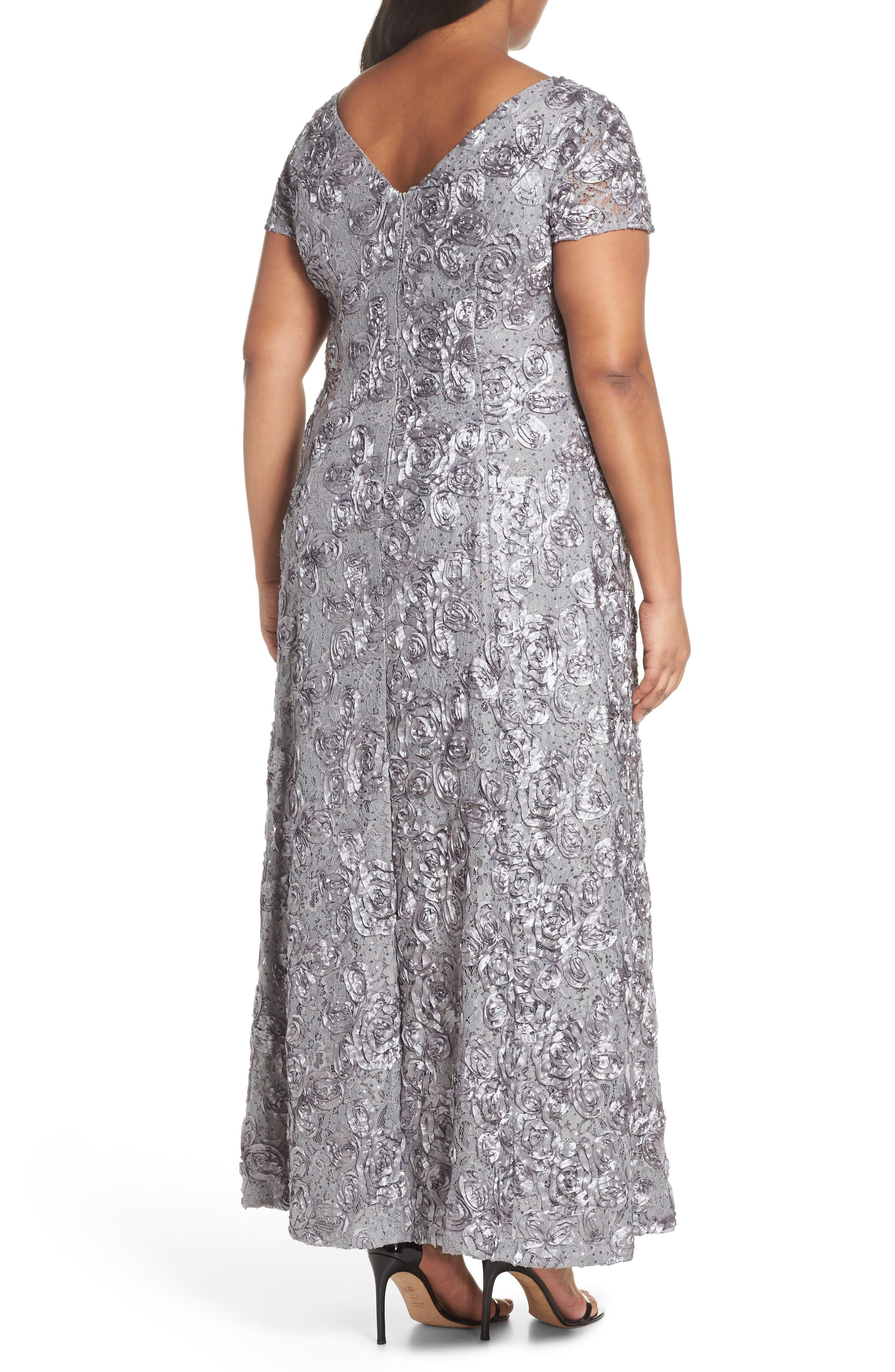 Alex Evenings Rosette Lace Short Sleeve A-line Gown in Gray - Lyst