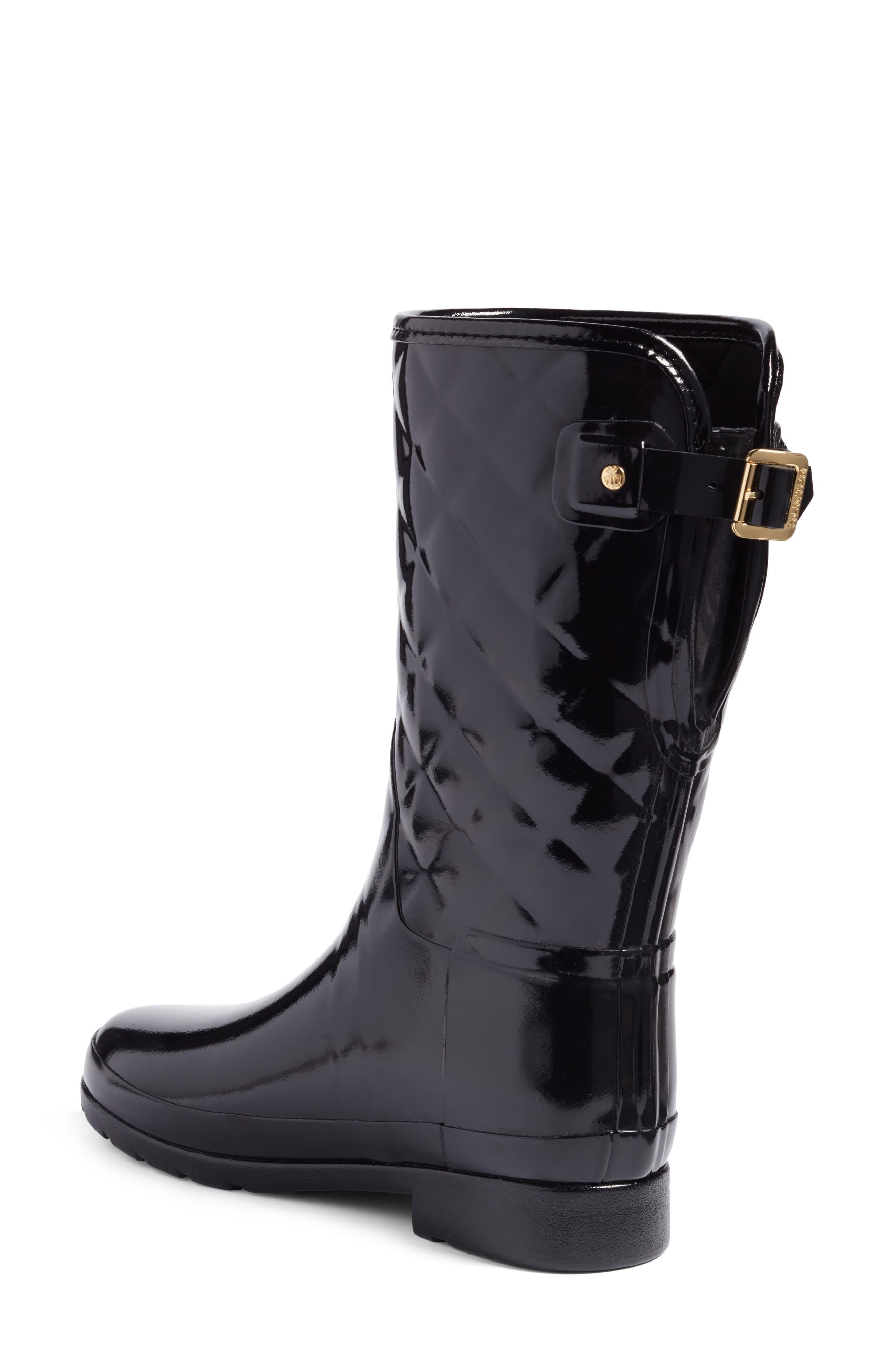 refined high gloss quilted short waterproof rain boot