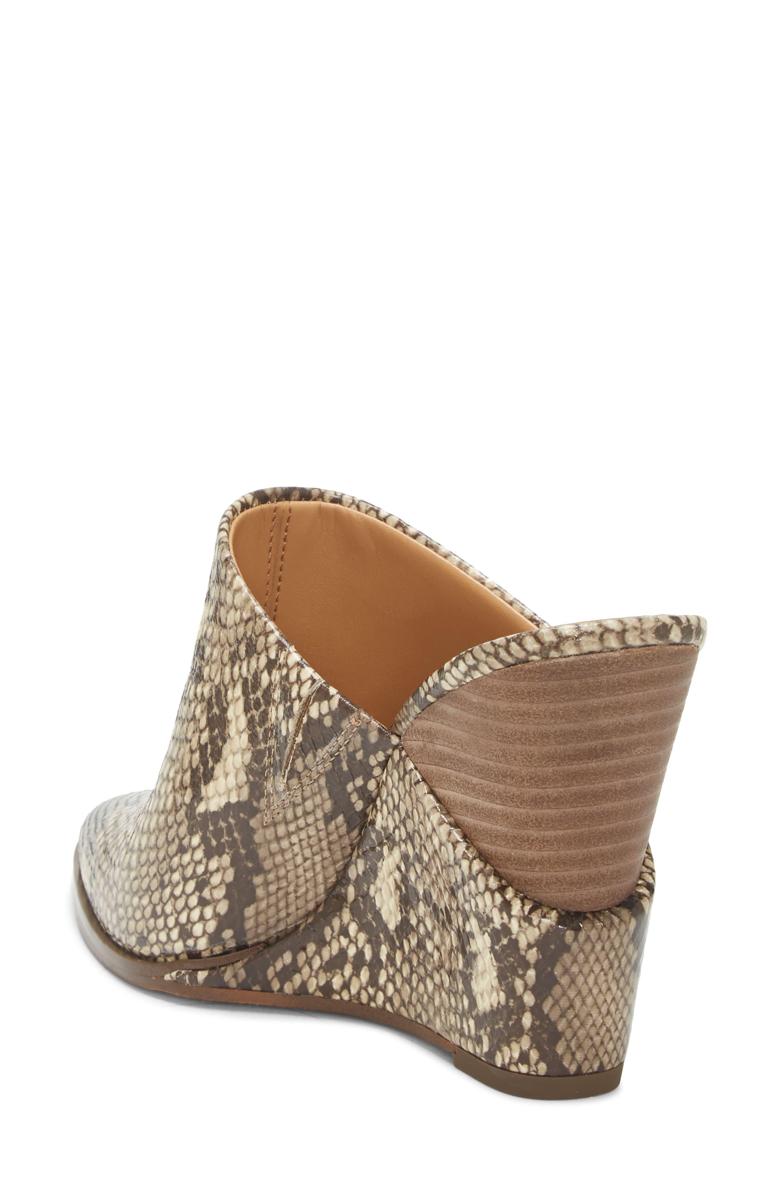 jessica simpson helio wedge mule