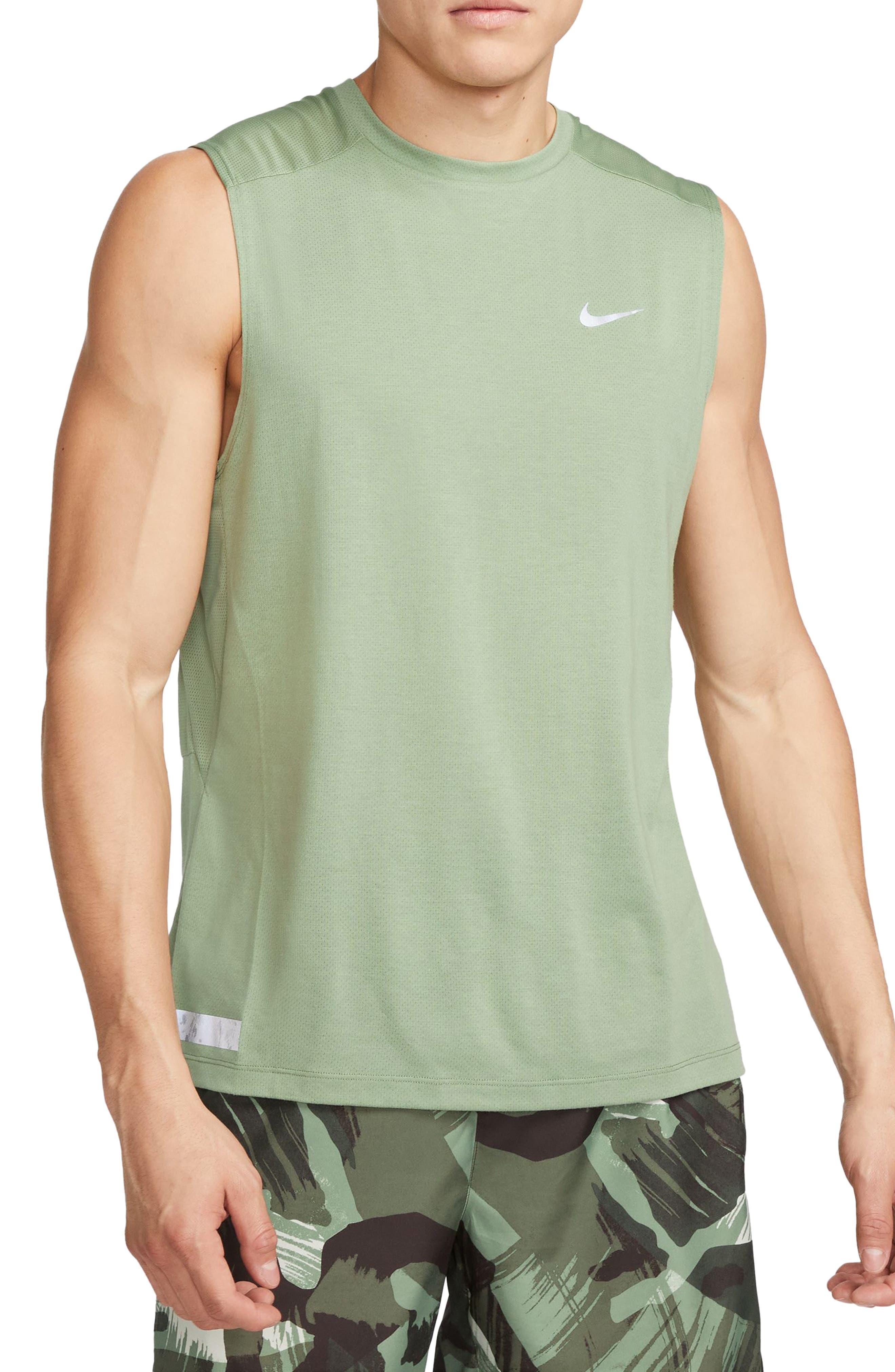 nike rise 365 t shirt