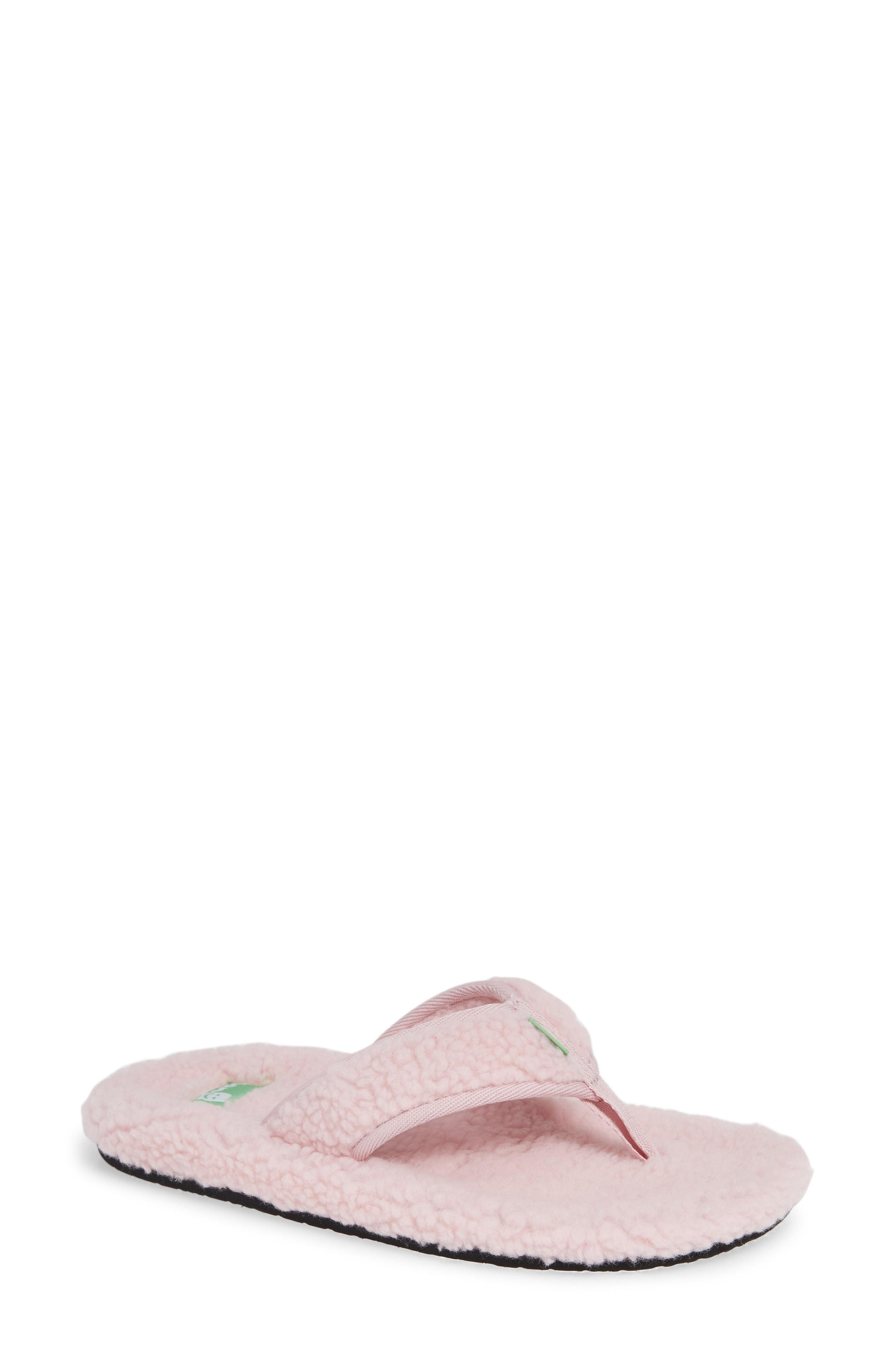 pink flip flops with fur