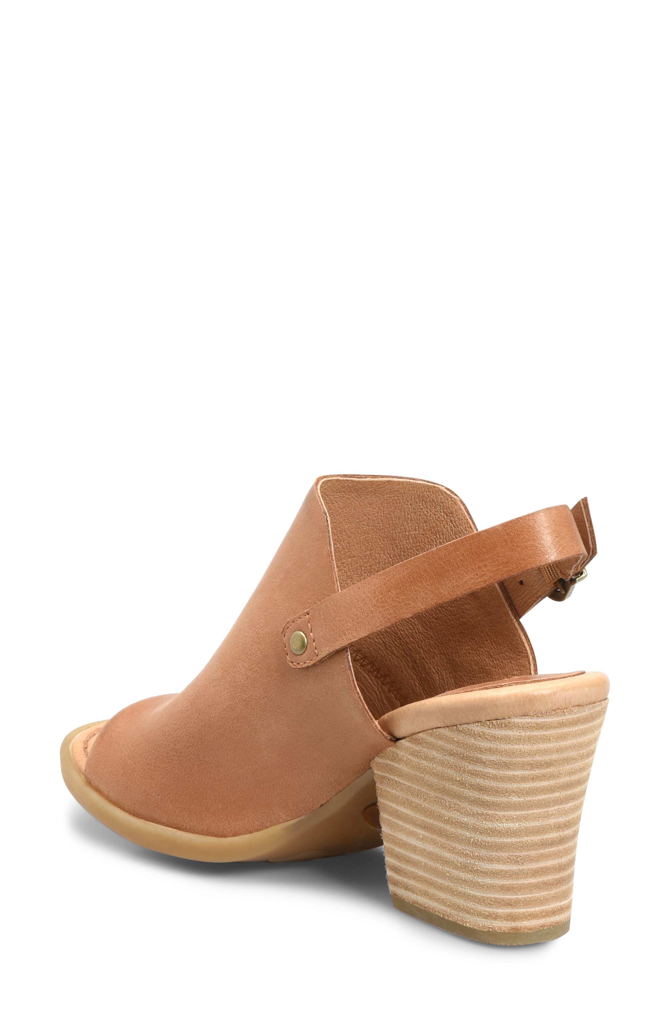 born pea slingback