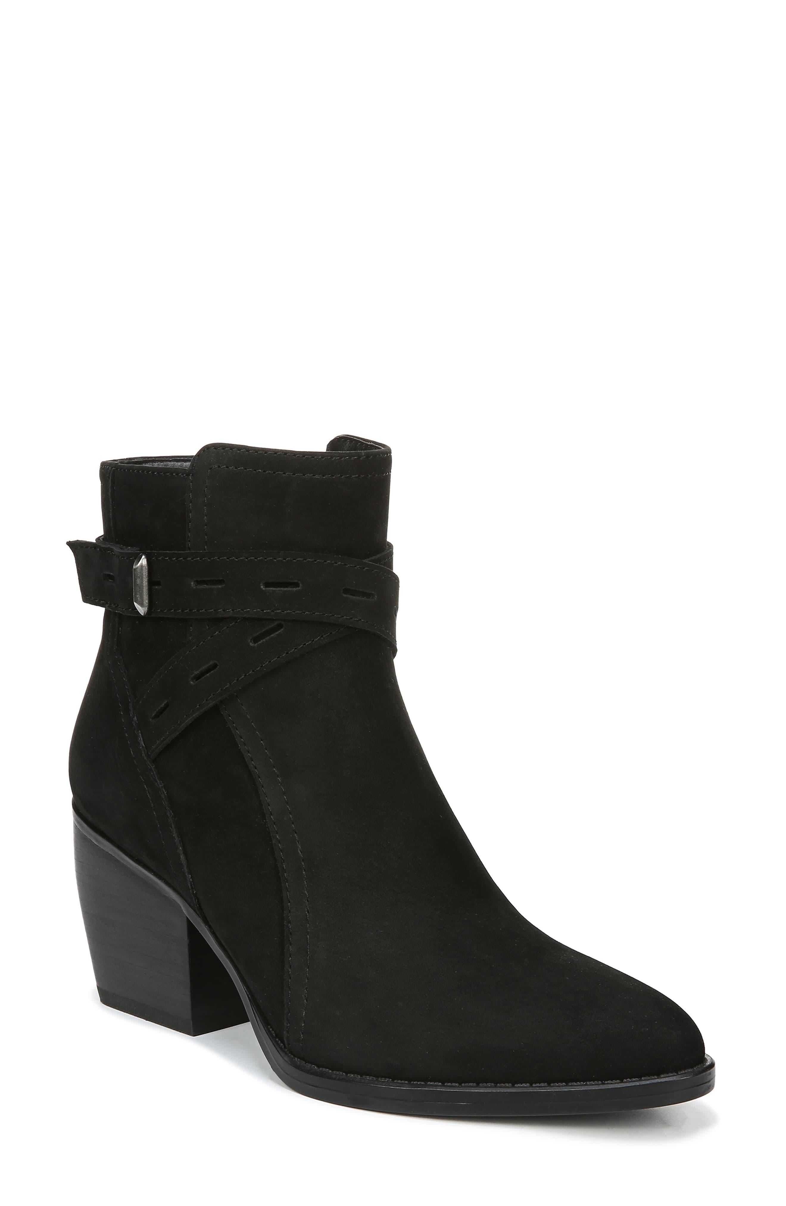 Naturalizer Fenya Bootie in Black Nubuck Leather (Black) - Lyst