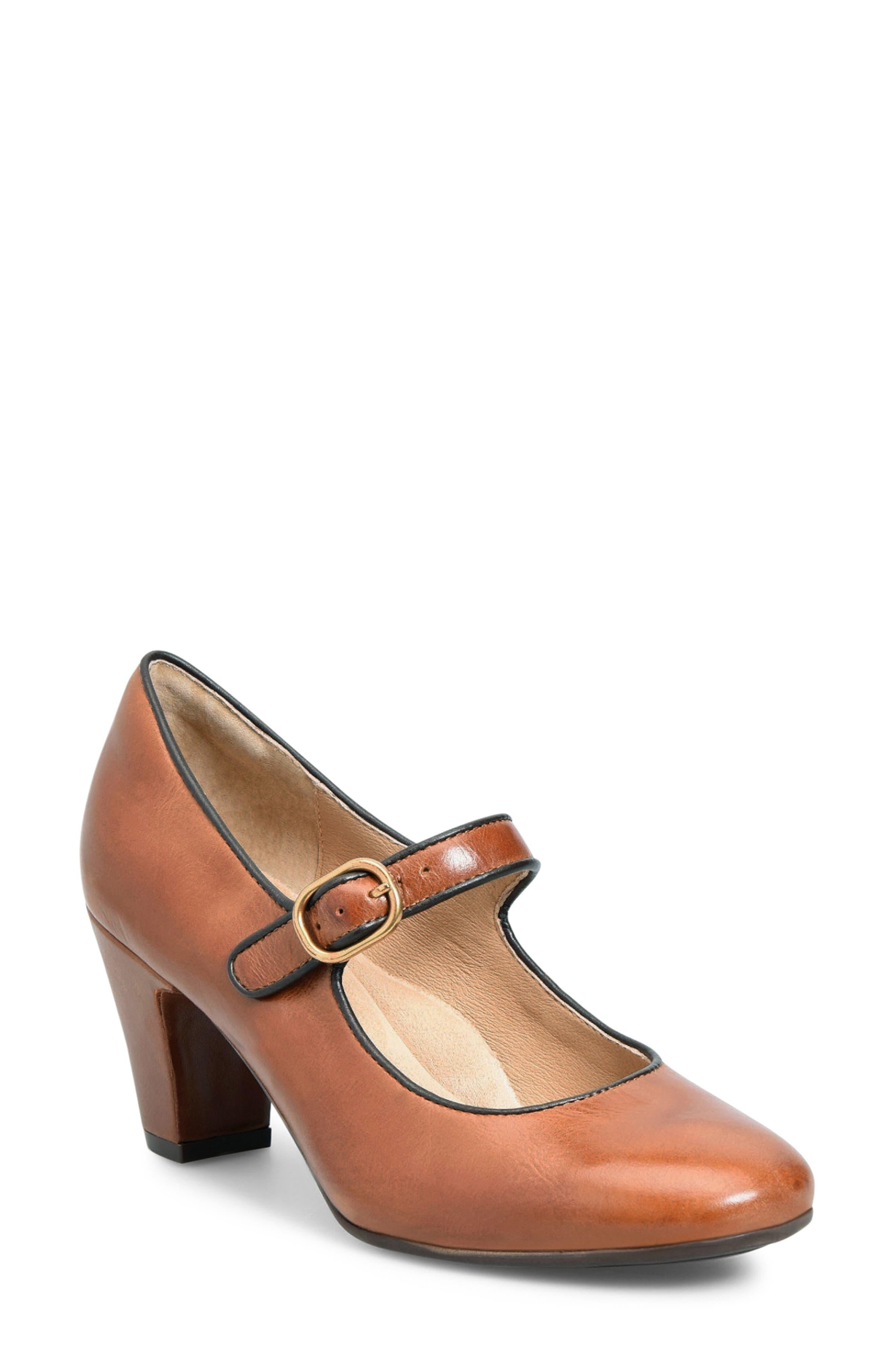 sofft mary jane shoes