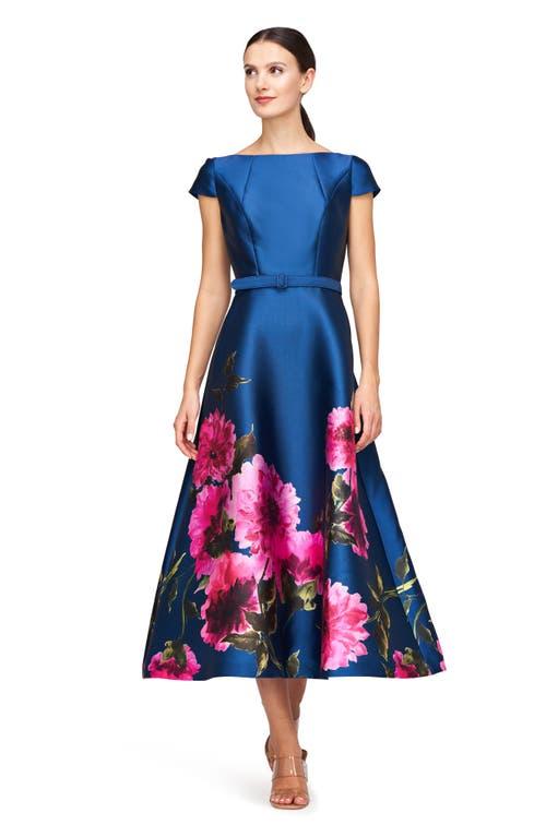 Designer Bell Sleeve Cocktail Dresses for Women - Up to 70% off | Lyst