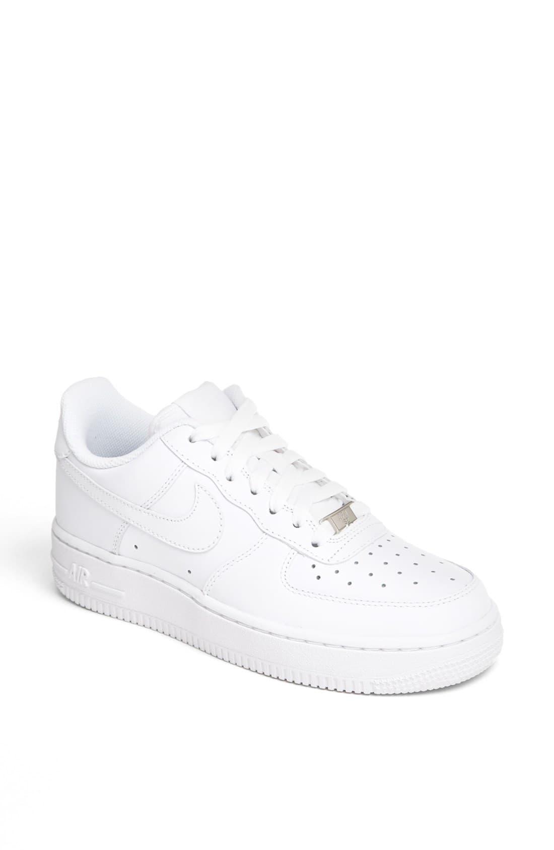 nike air force 1 07 le low women