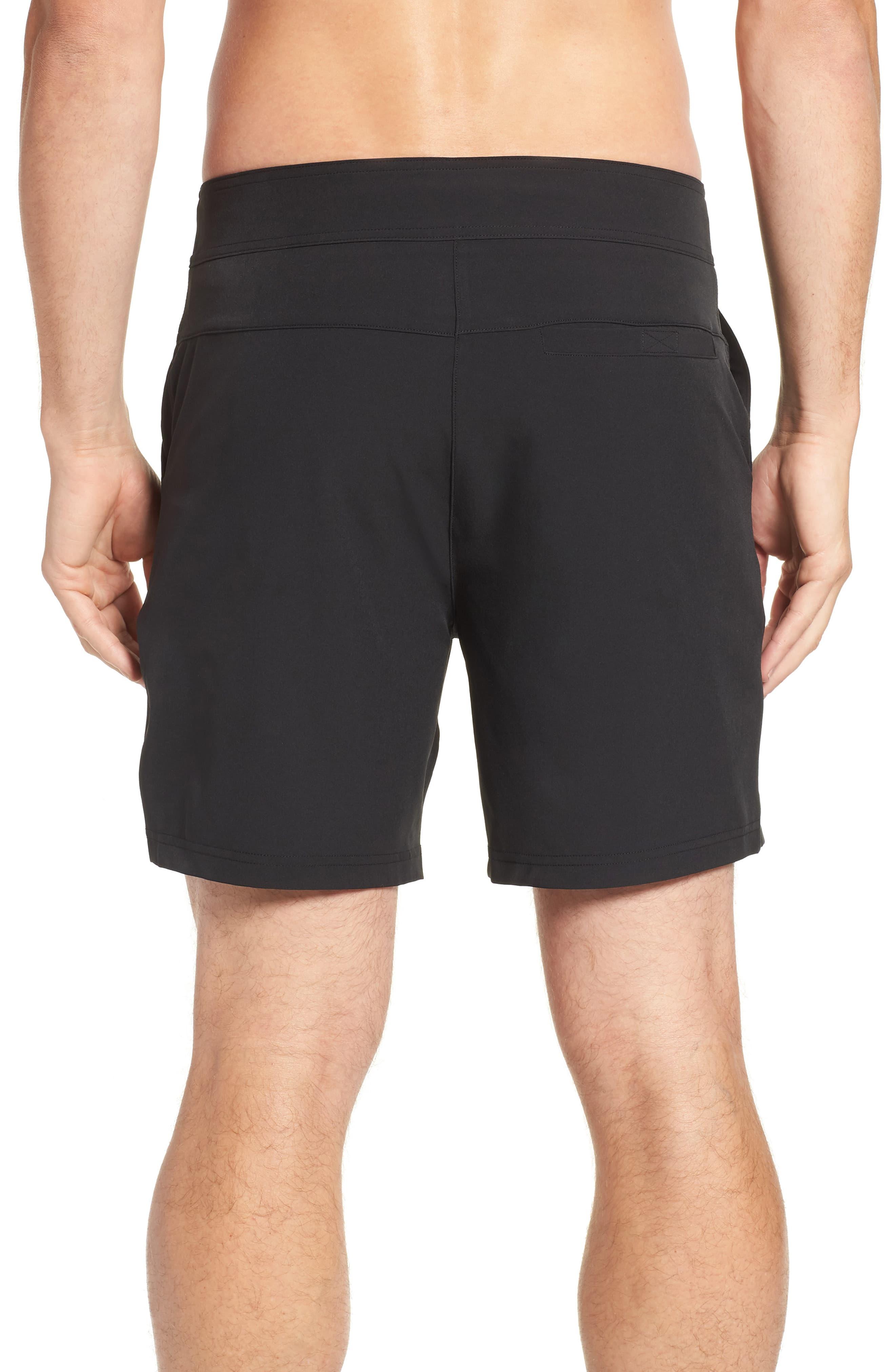 Alo Yoga Plow Board Shorts in Black for Men - Lyst