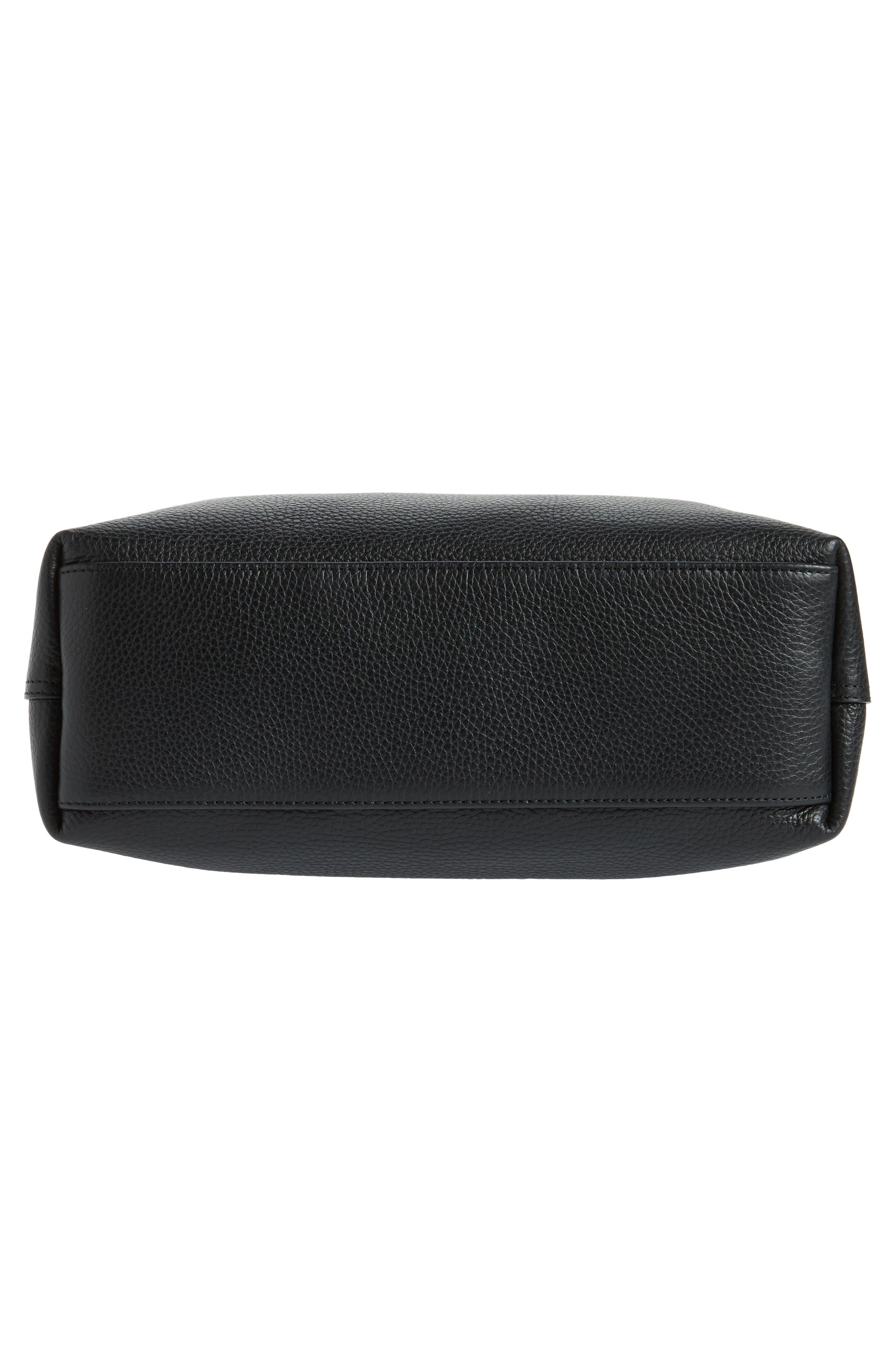 Longchamp Medium Roseau Essential Hobo Shoulder Bag In Grün