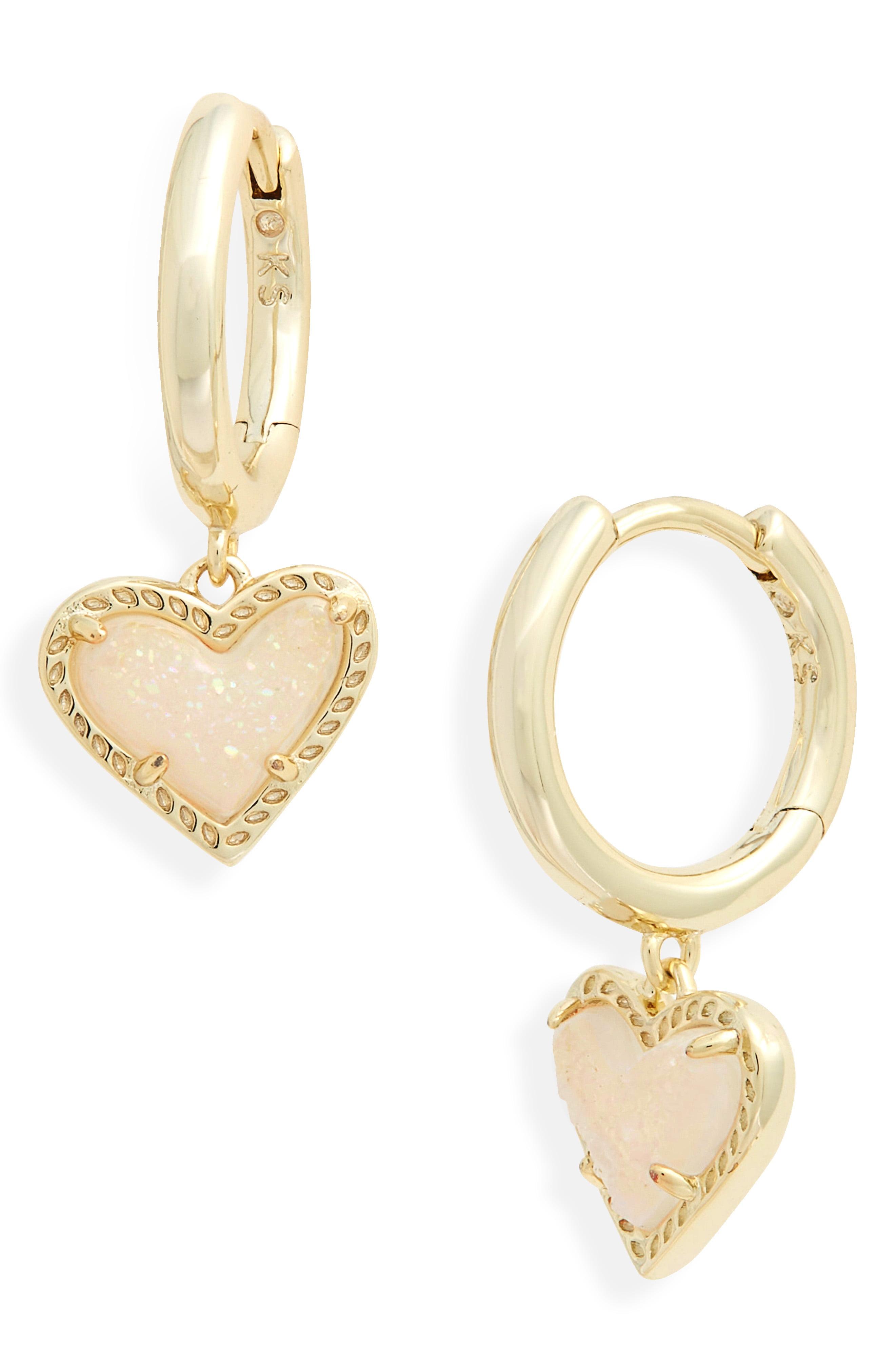 Kendra Scott Ari Heart Huggie Hoop Earrings in Metallic - Lyst