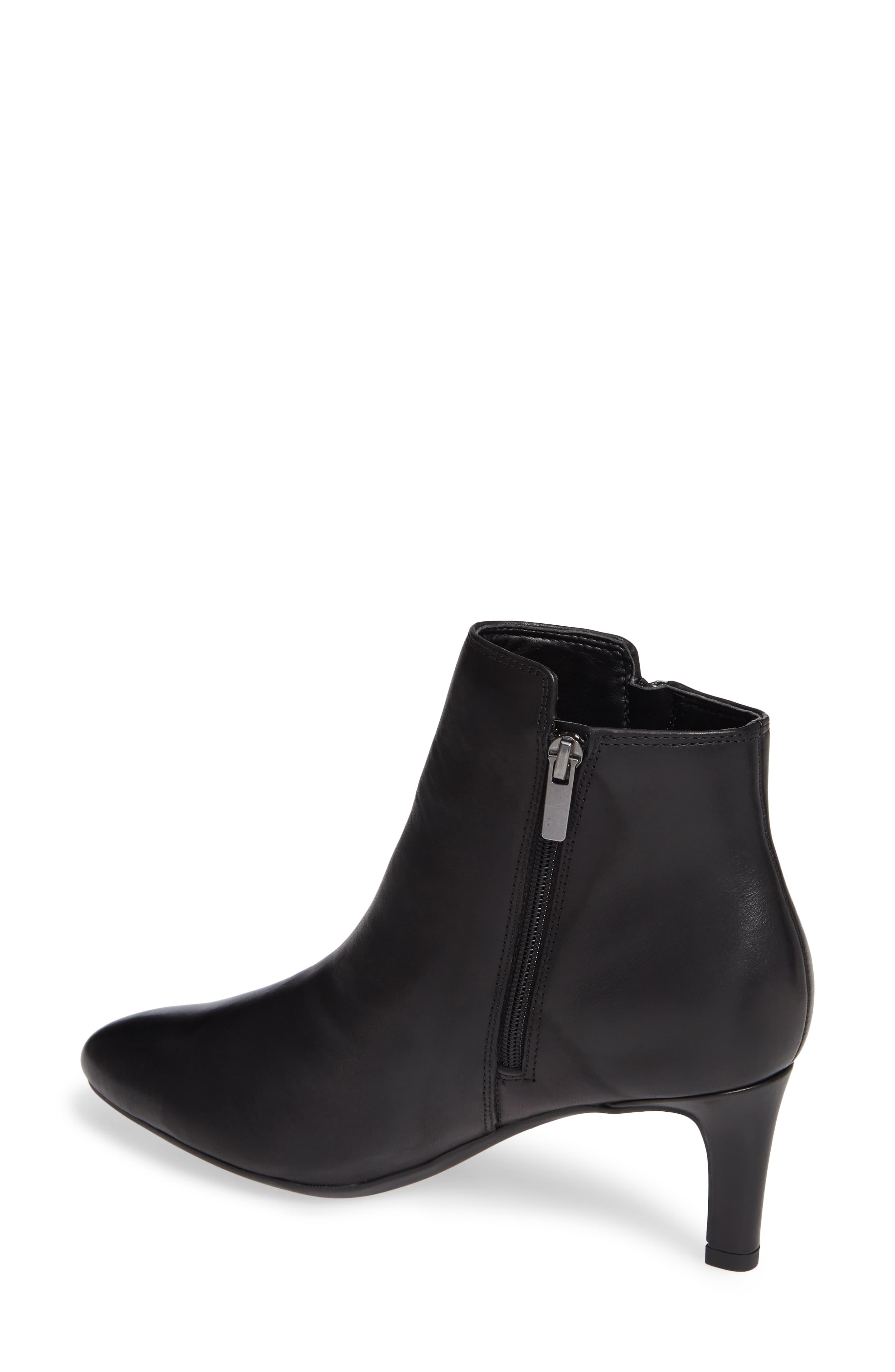 clarks hollis jasmine bootie