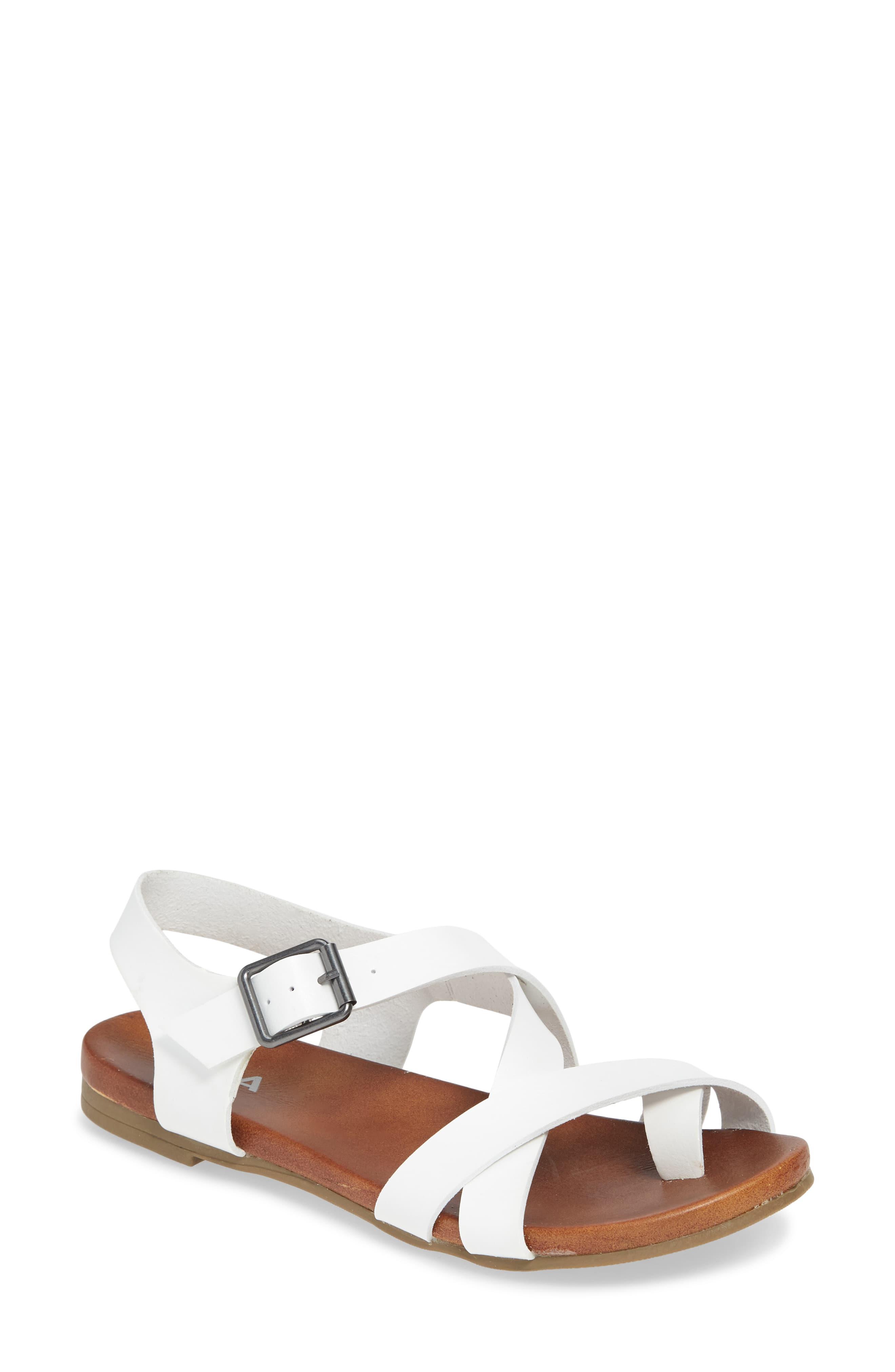 mia petrina sandal