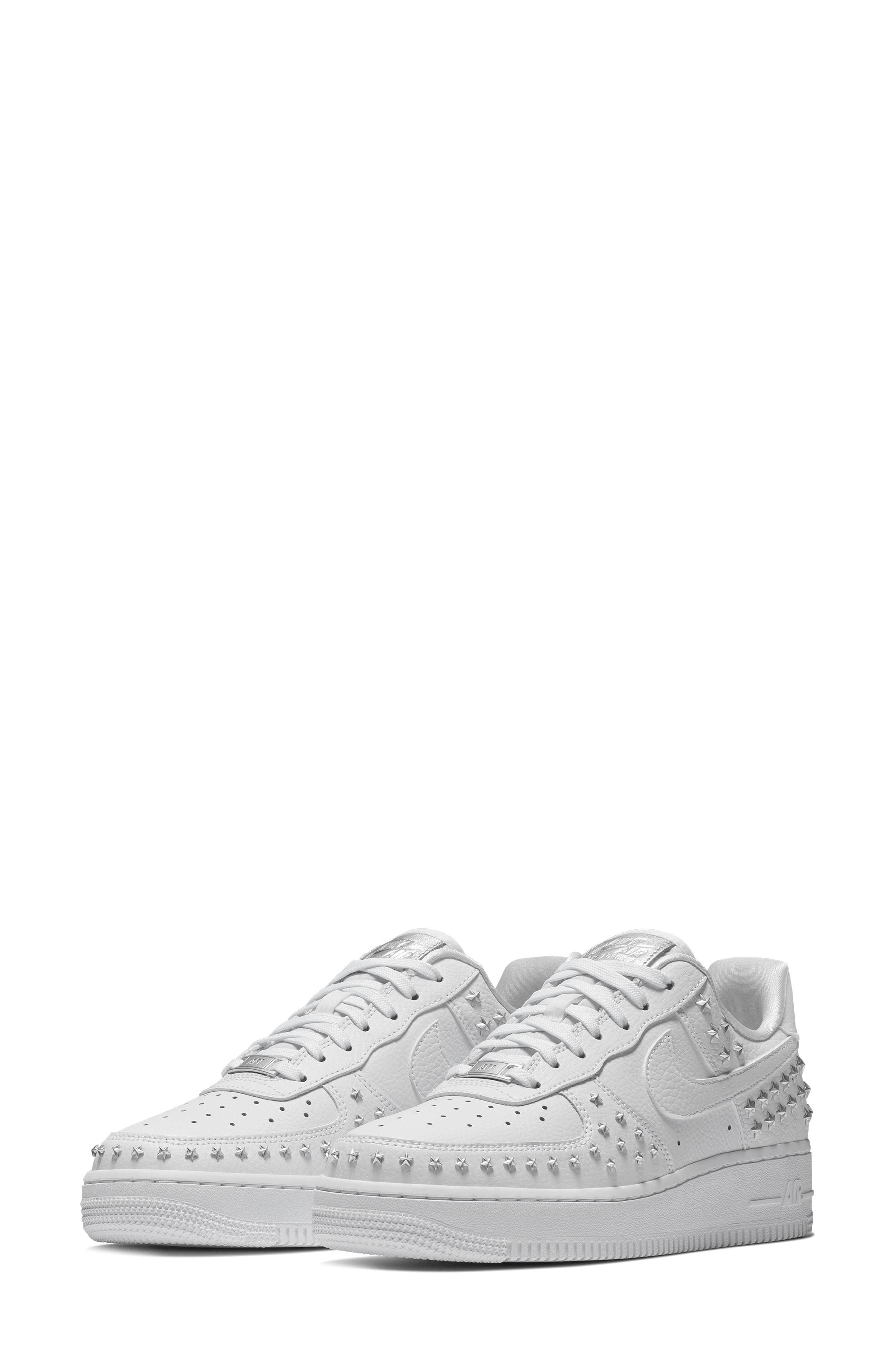 nike air force 1 07 studded white