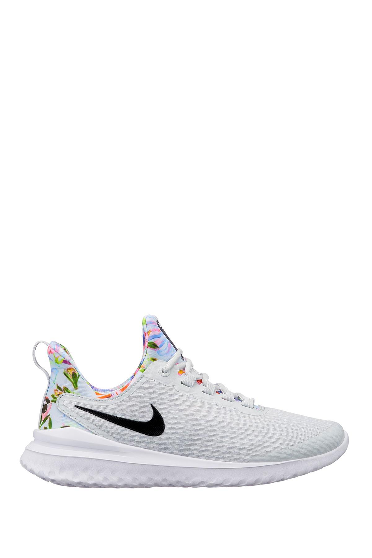 nike renewal revival