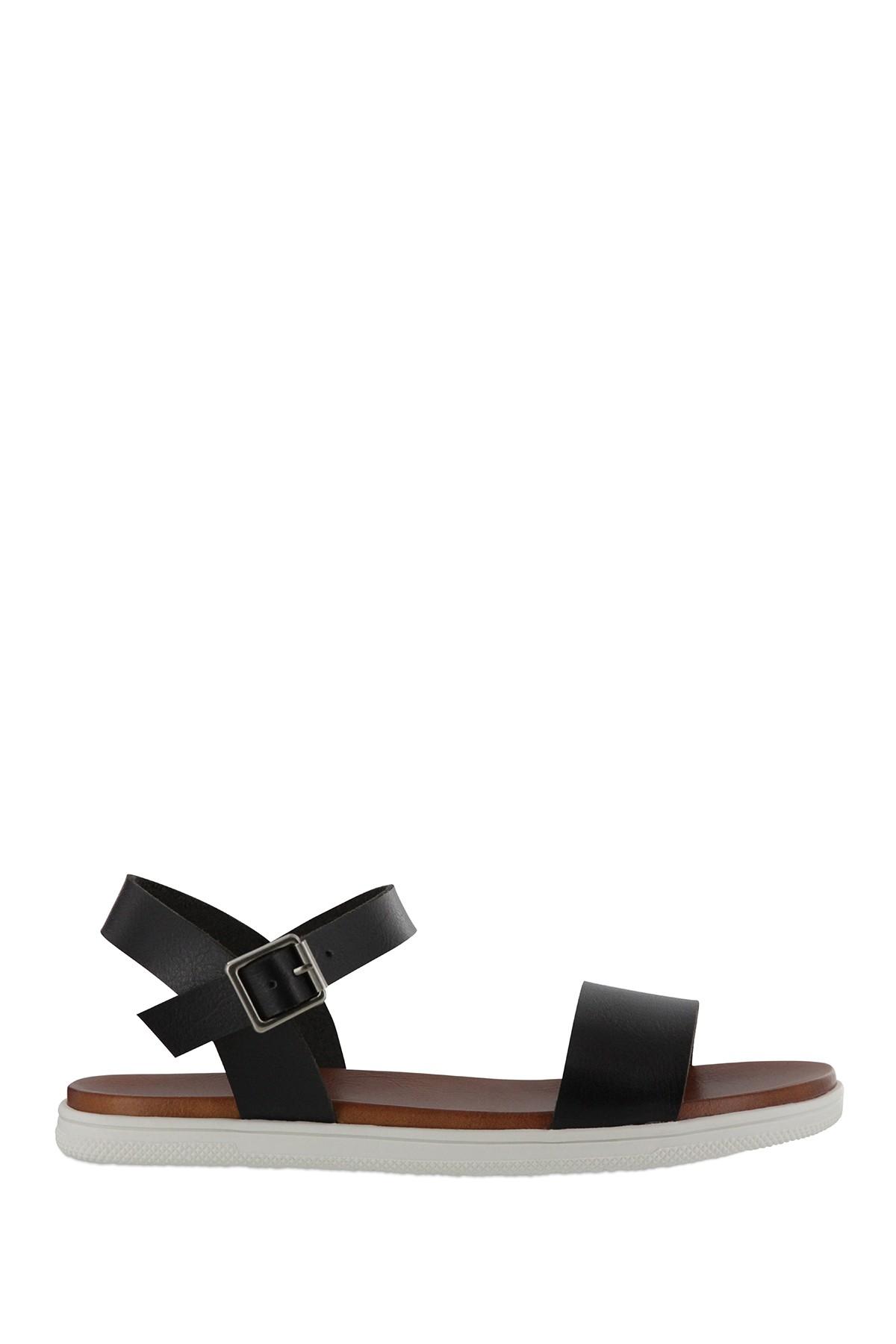 mia yamille sandal