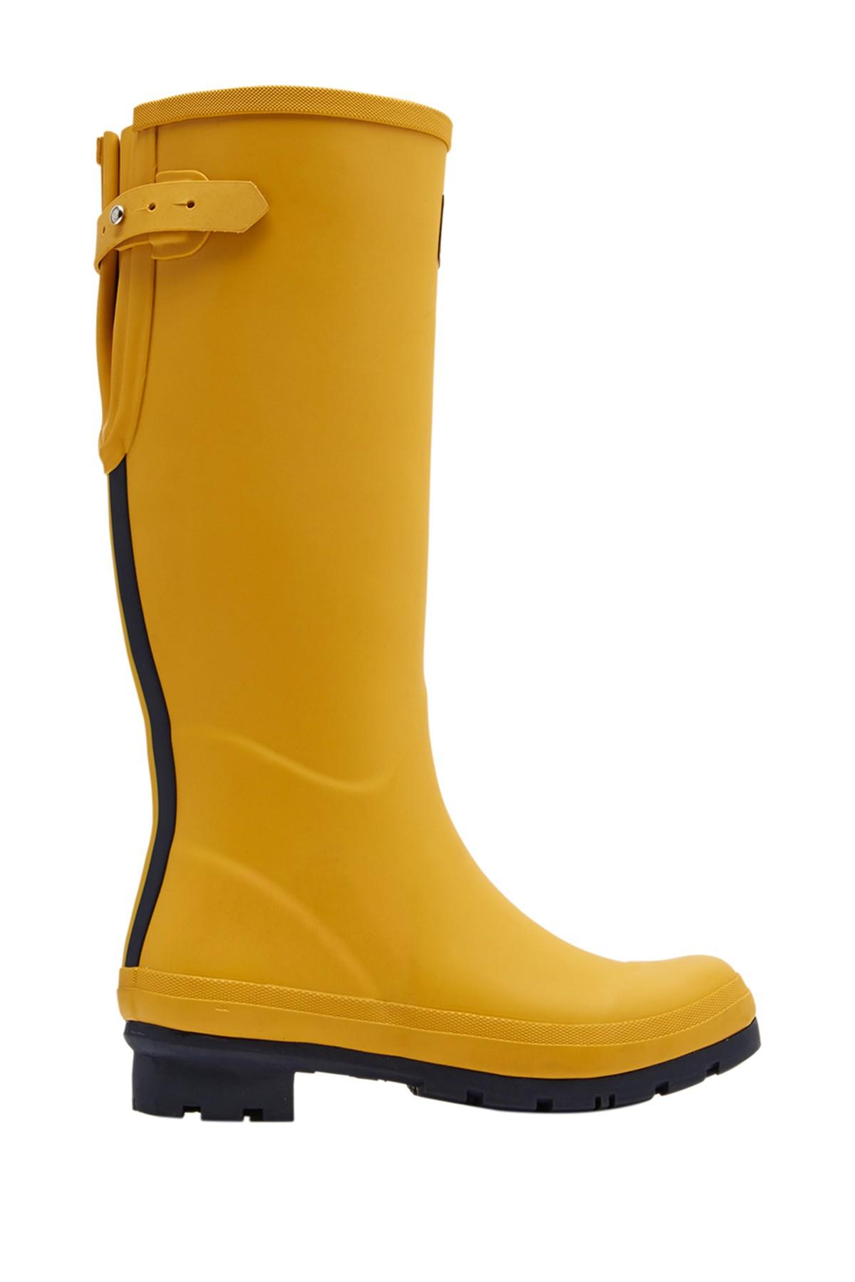 yellow rain boots