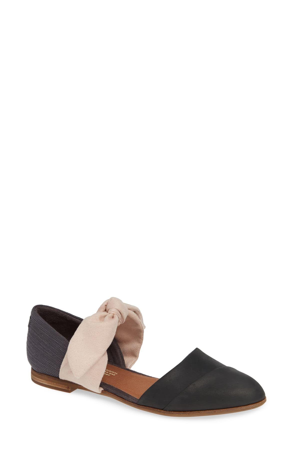 toms black leather rose bow