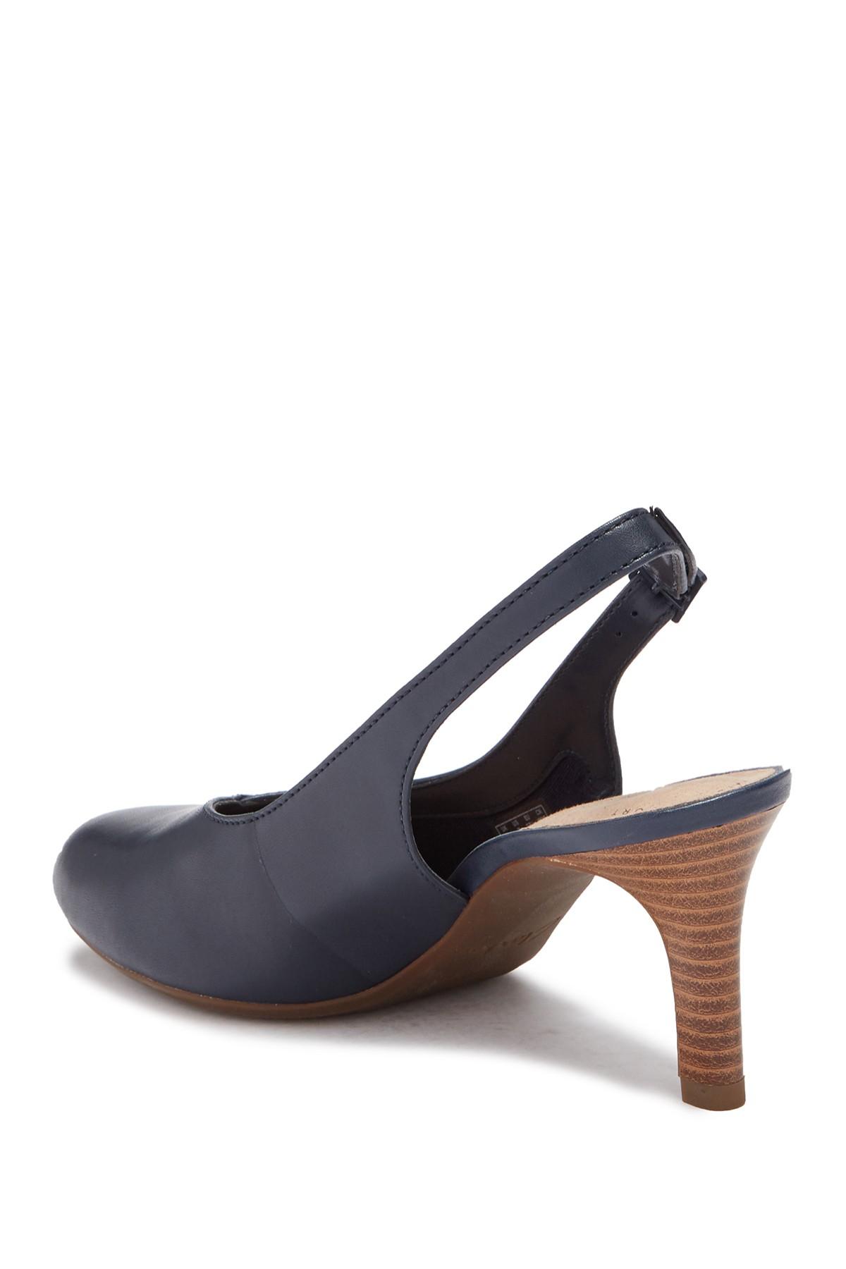 clarks women's dancer mix pump