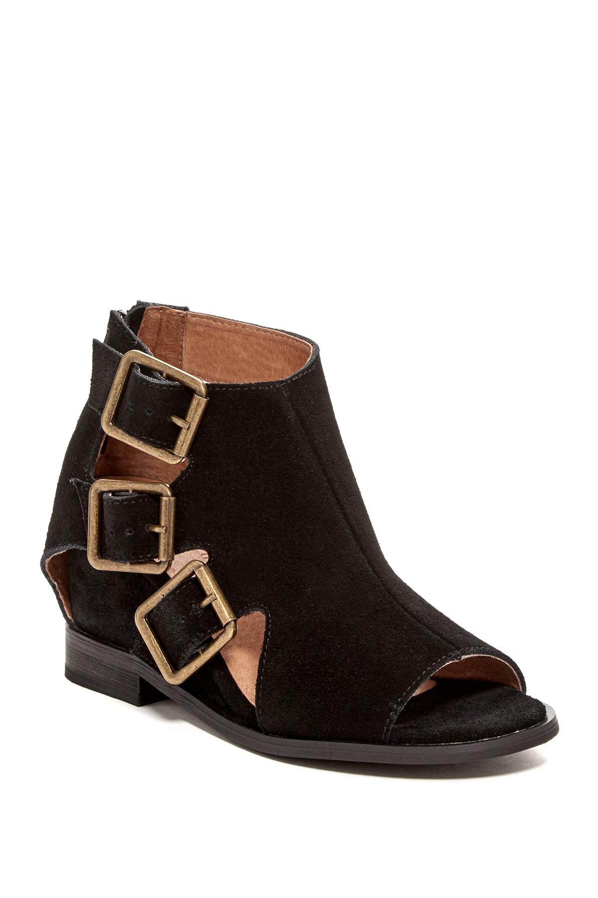 chocolat blu black wedges