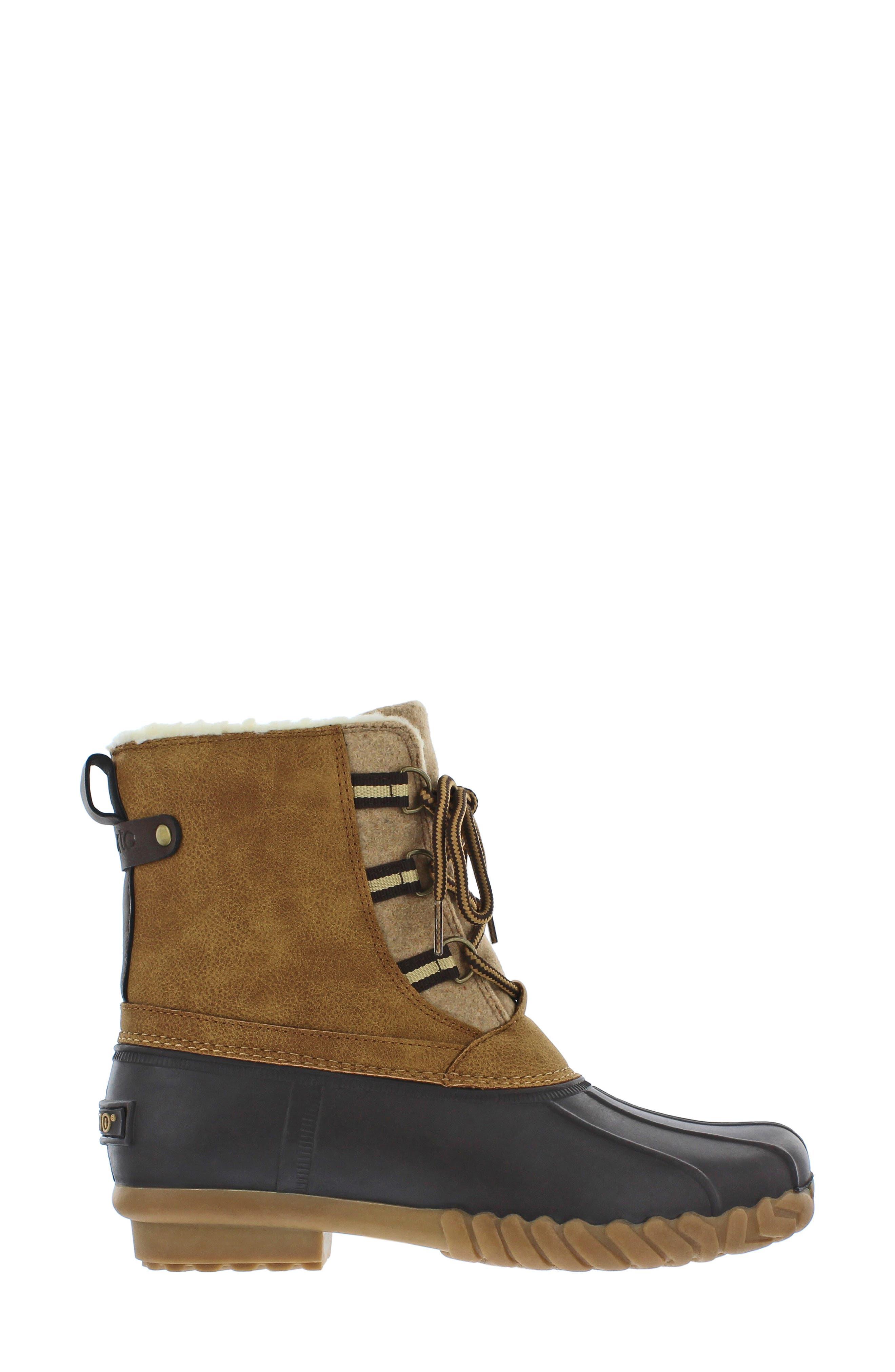 Saltwater misty shearling duck deals boot