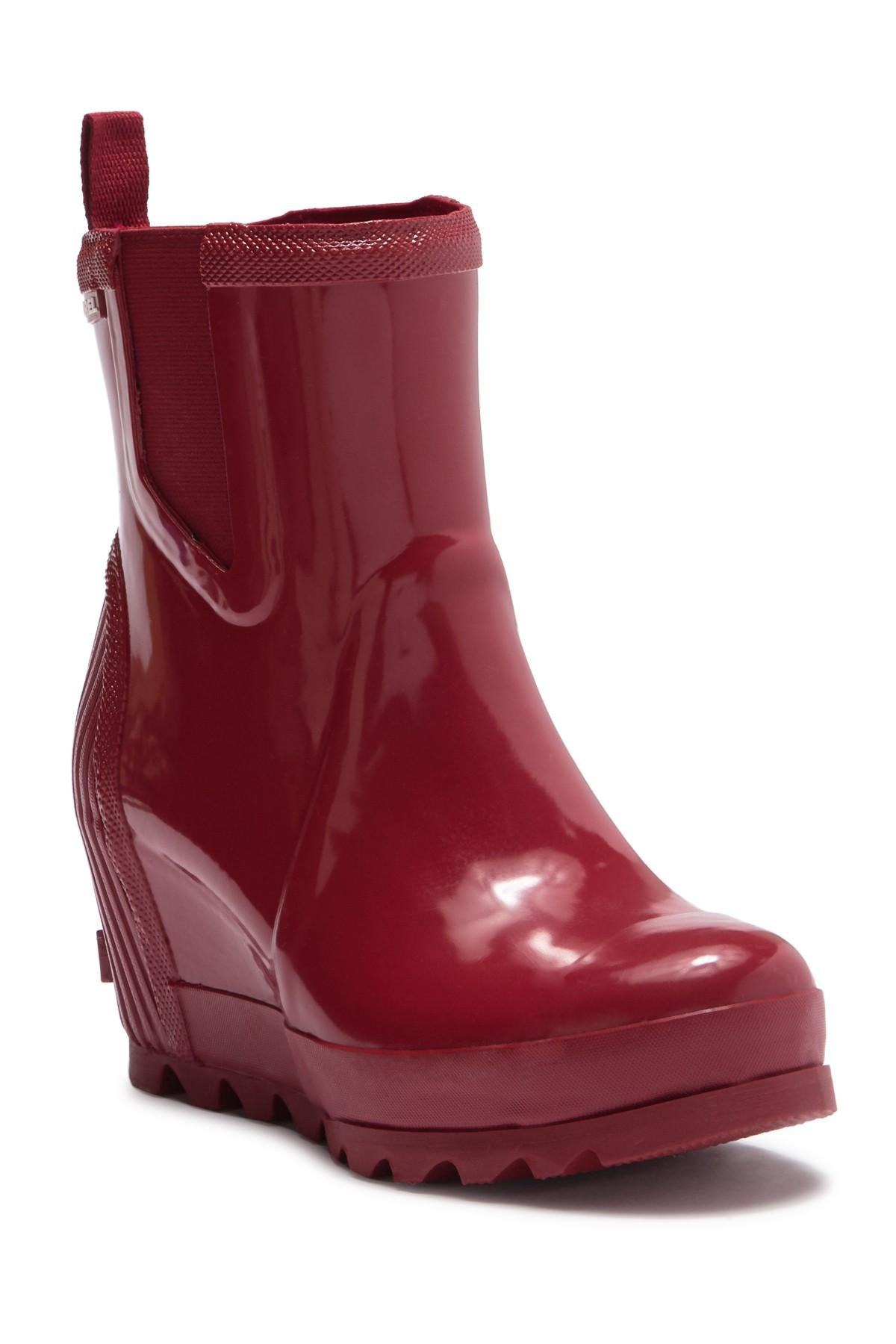 Sorel Joan Rain Waterproof Gloss Wedge Chelsea Boot in Red - Lyst