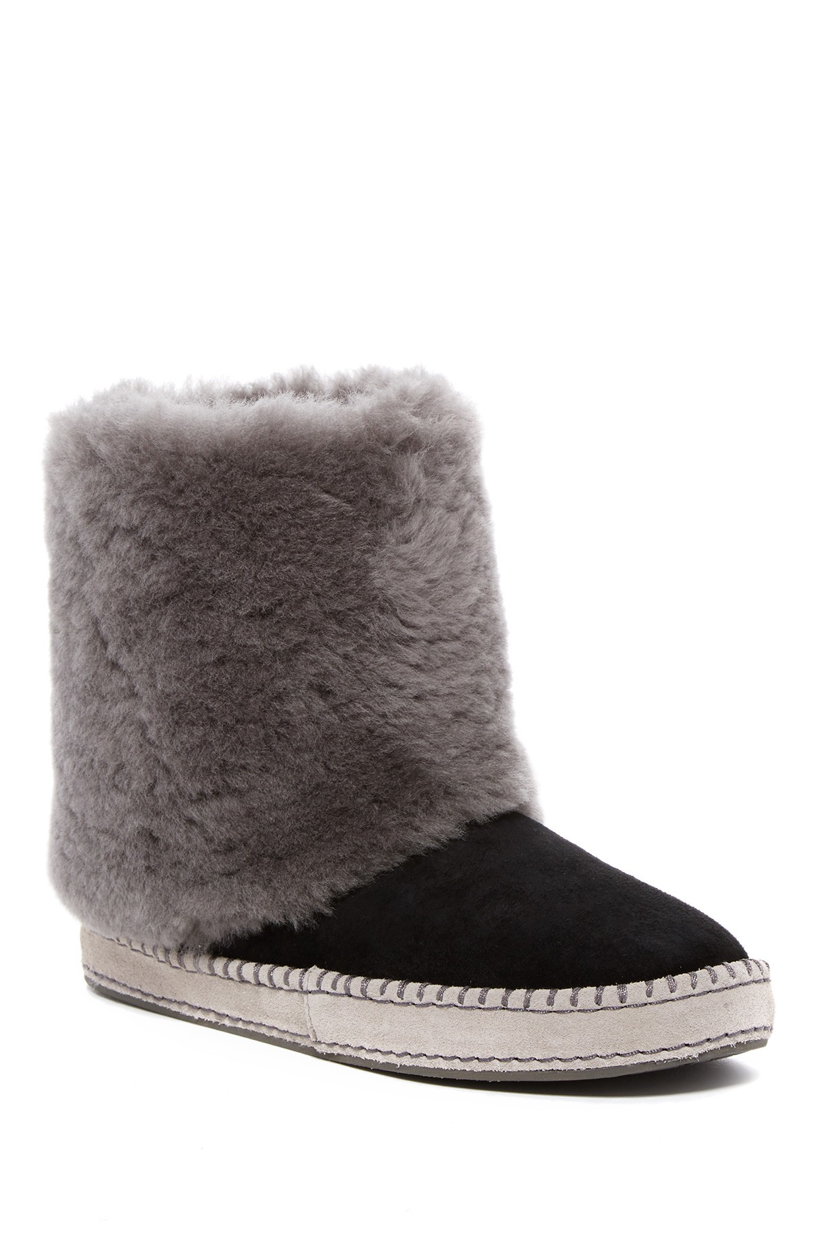 UGG Kestrel Genuine Sheepskin Cuff Boot in Gray | Lyst