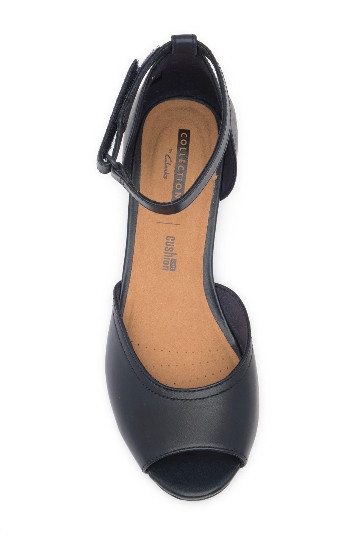 clarks navy wedge sandals