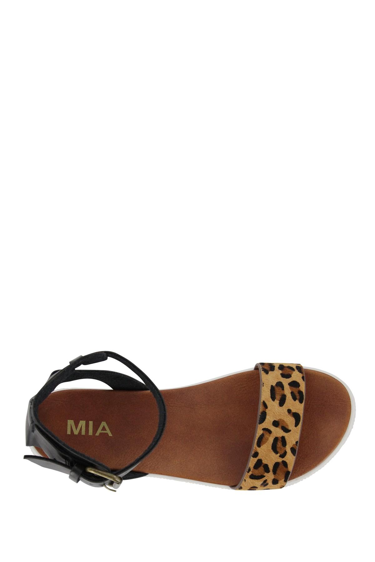 mia linnea platform sandal