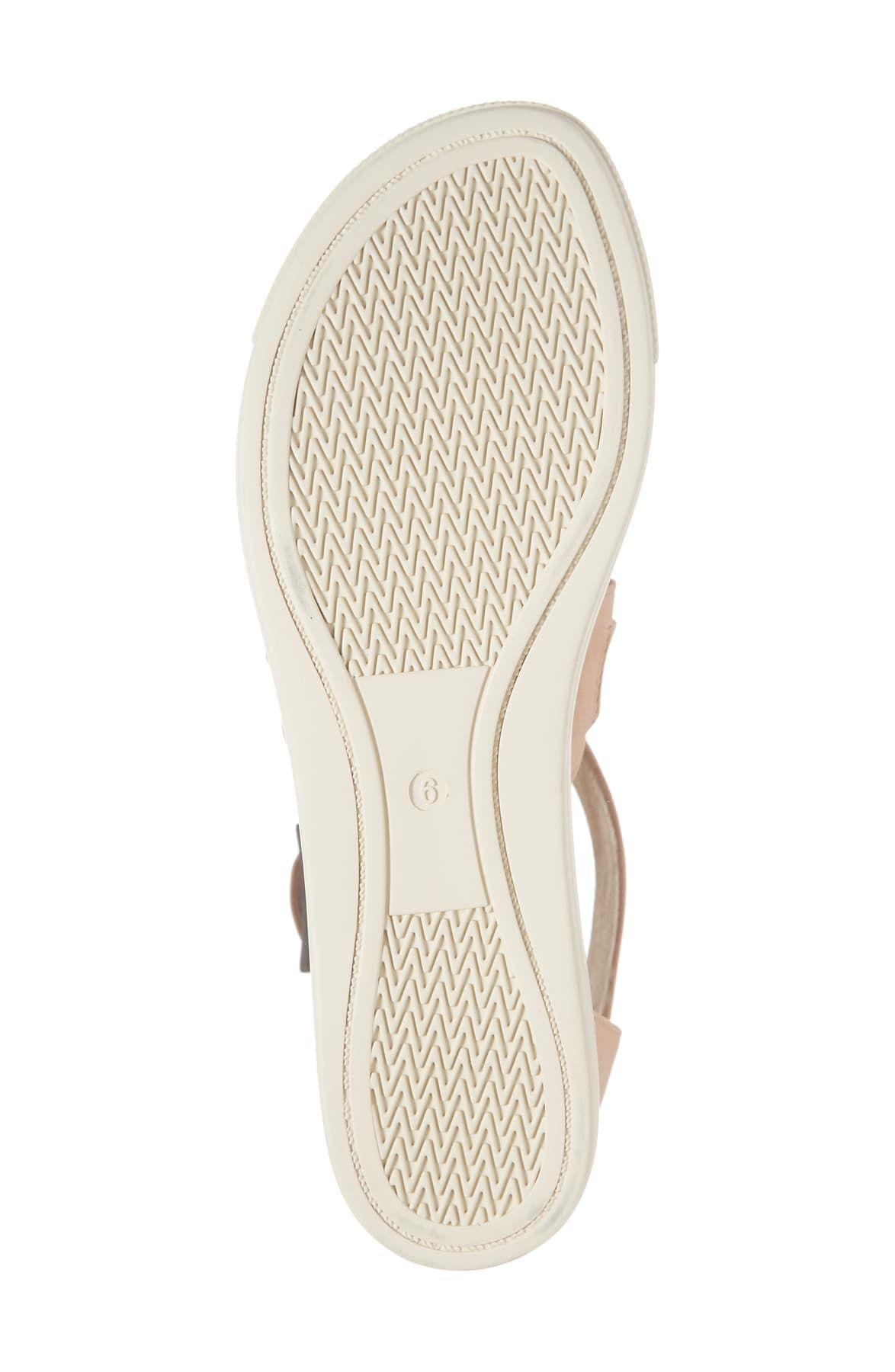 Eileen fisher shop boost