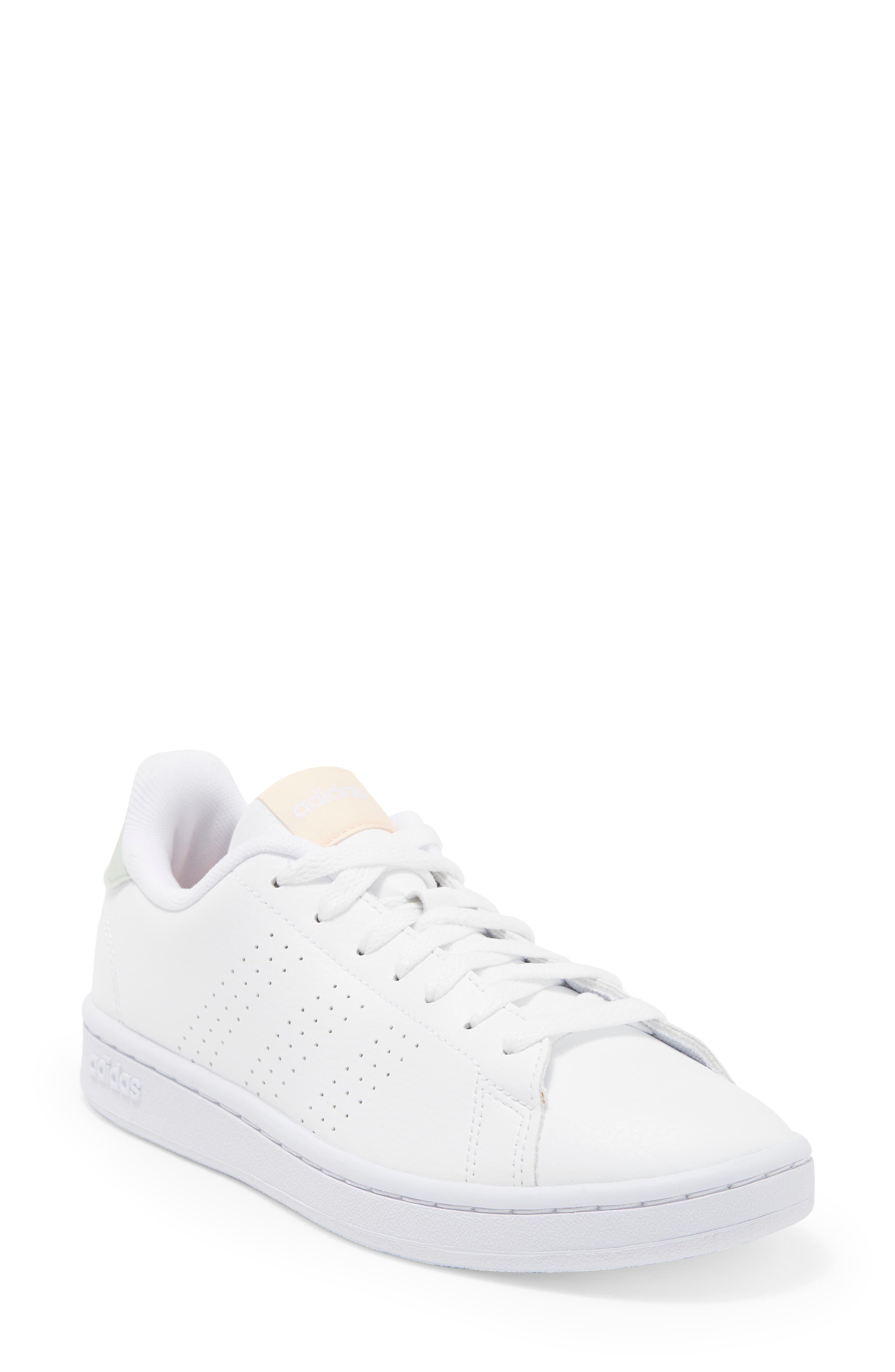 adidas Advantage Low Top Sneaker in White | Lyst
