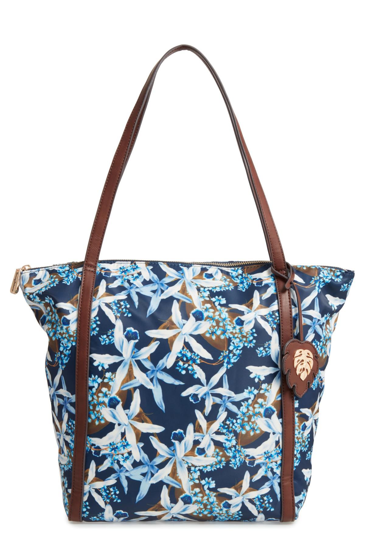 waterproof tote for beach