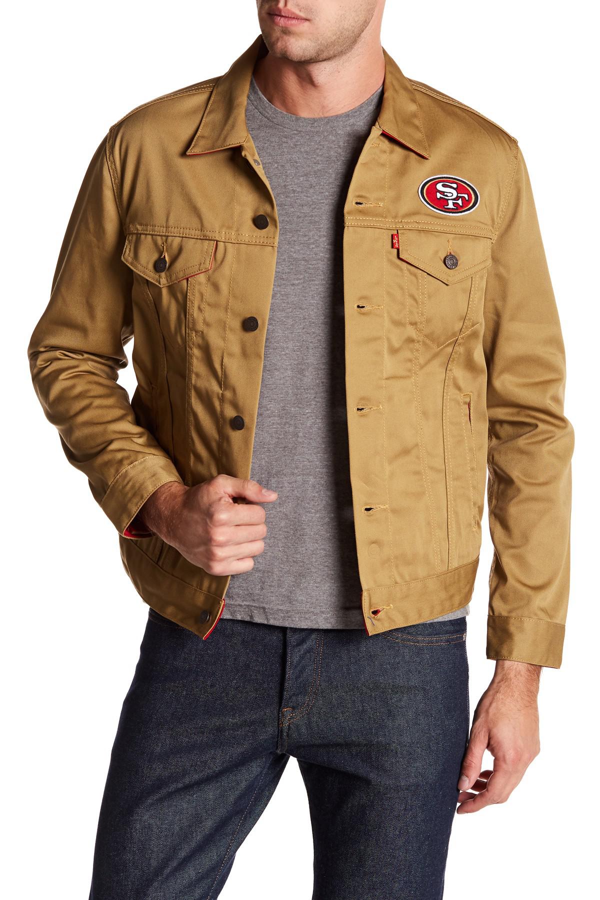 Levi's Nfl Gold Twill Trucker Jacket in Metallic for Men | Lyst