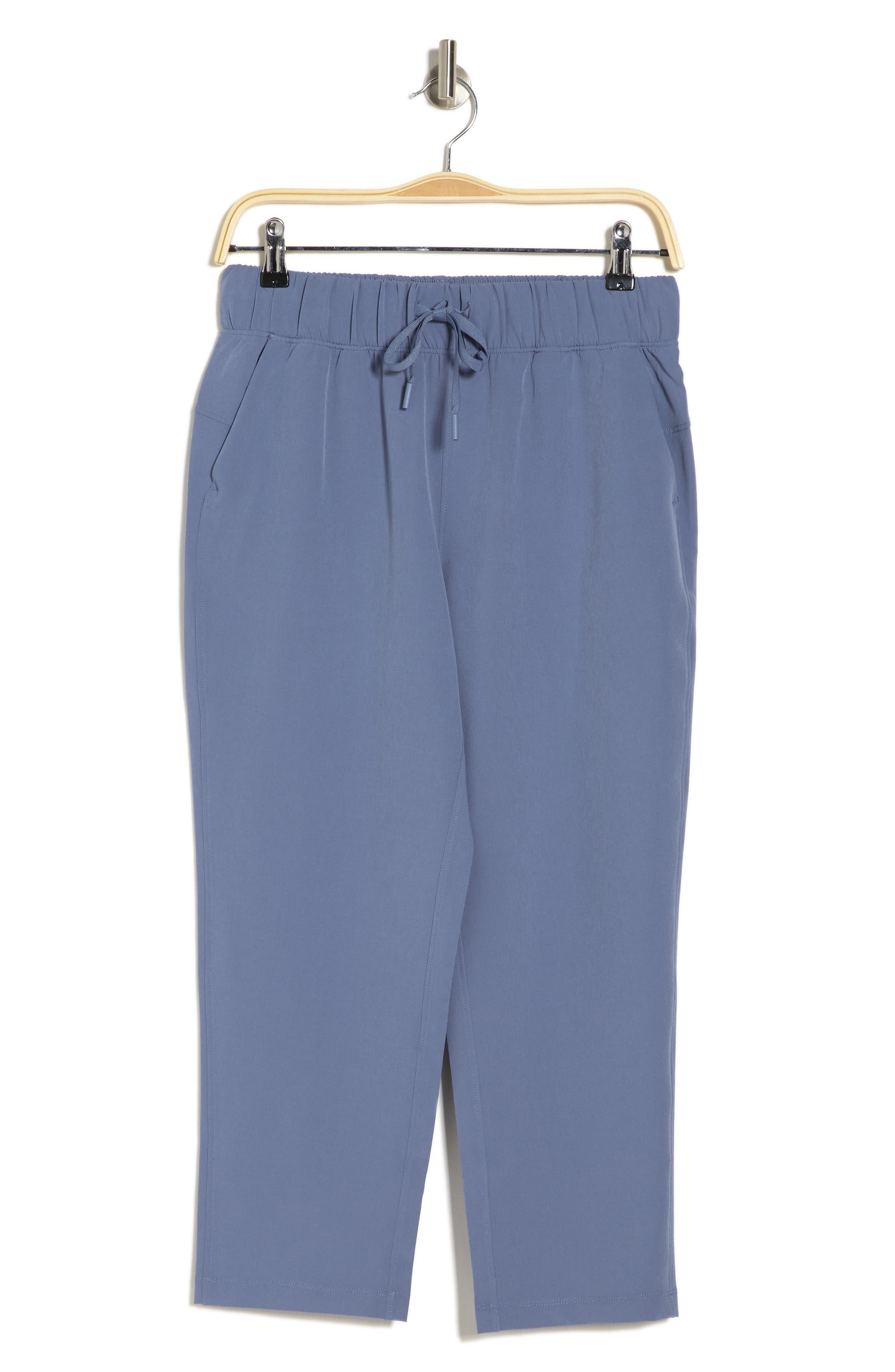 Travel hotsell capri pants